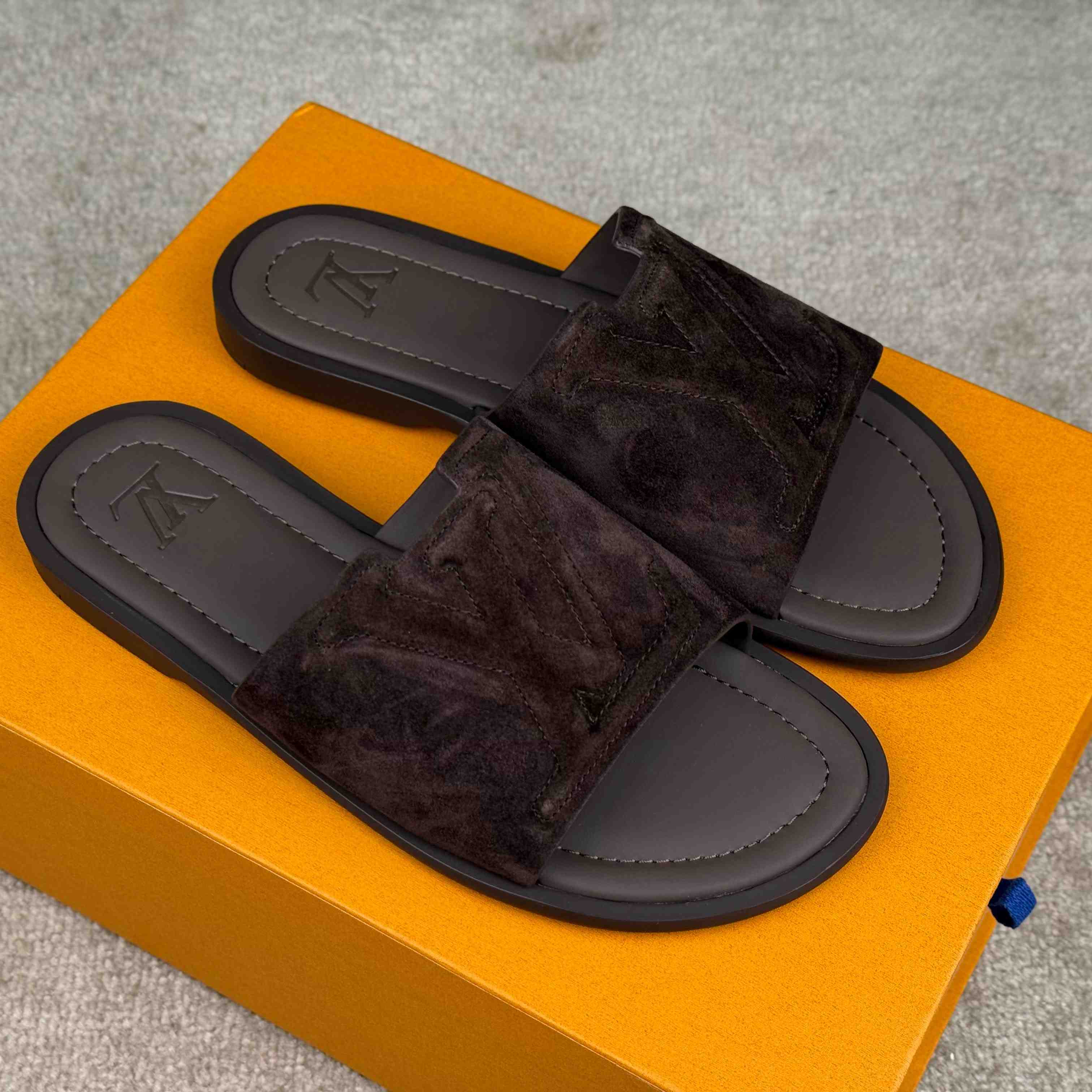 Louis Vuitton LV Portofino Mule   1AK8RI - FashionPlug