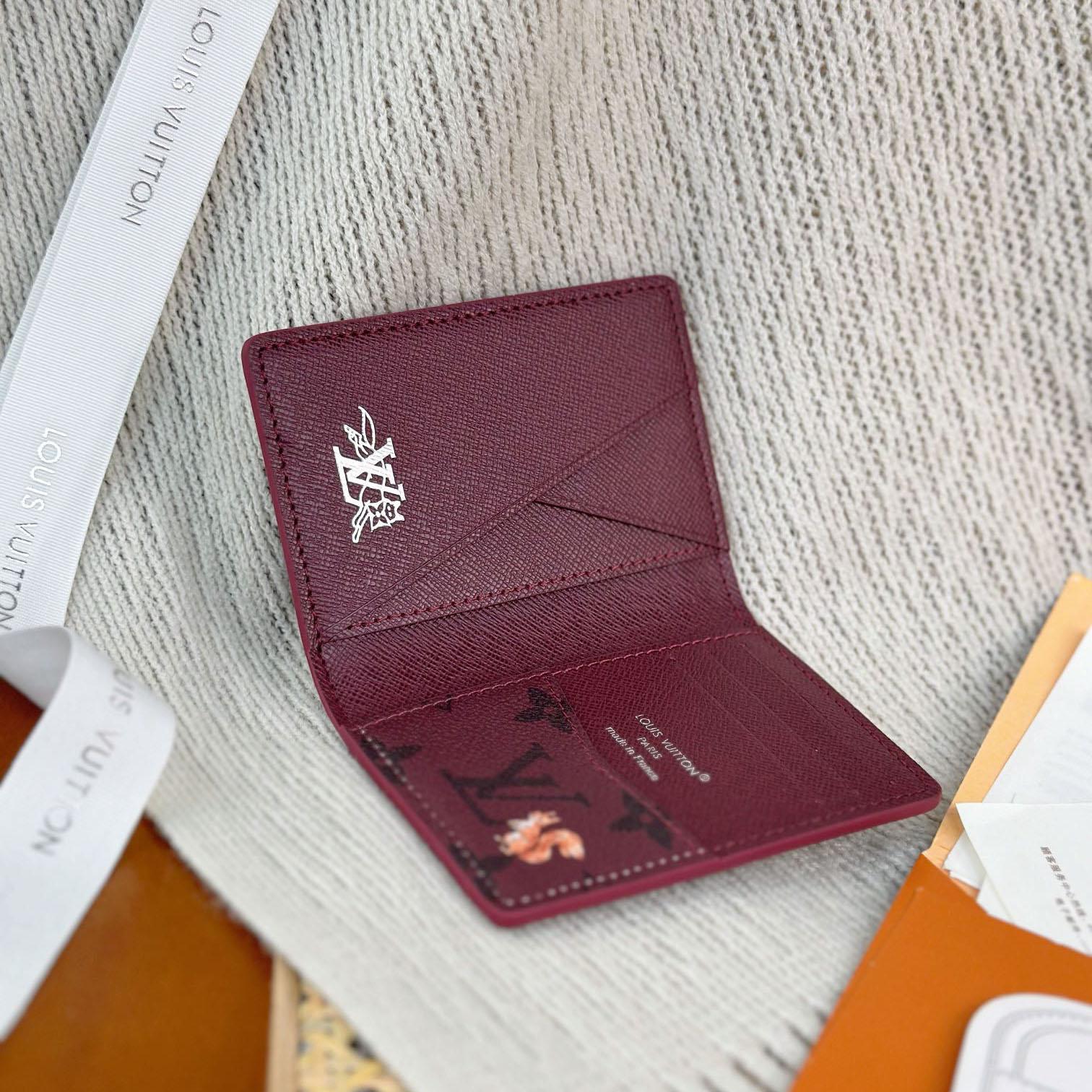 Louis Vuitton Passport Cover  M27021 - FashionPlug