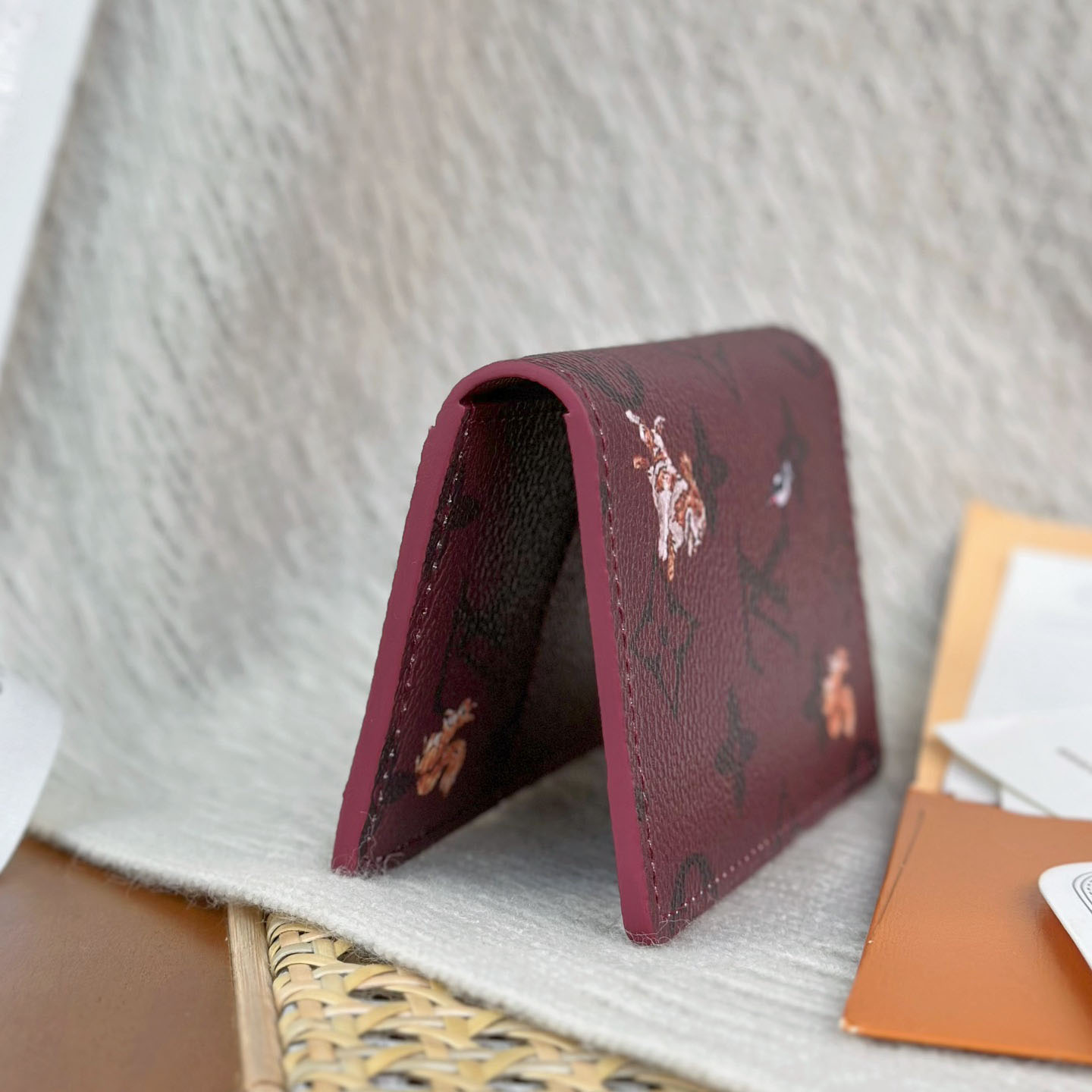 Louis Vuitton Passport Cover  M27021 - FashionPlug