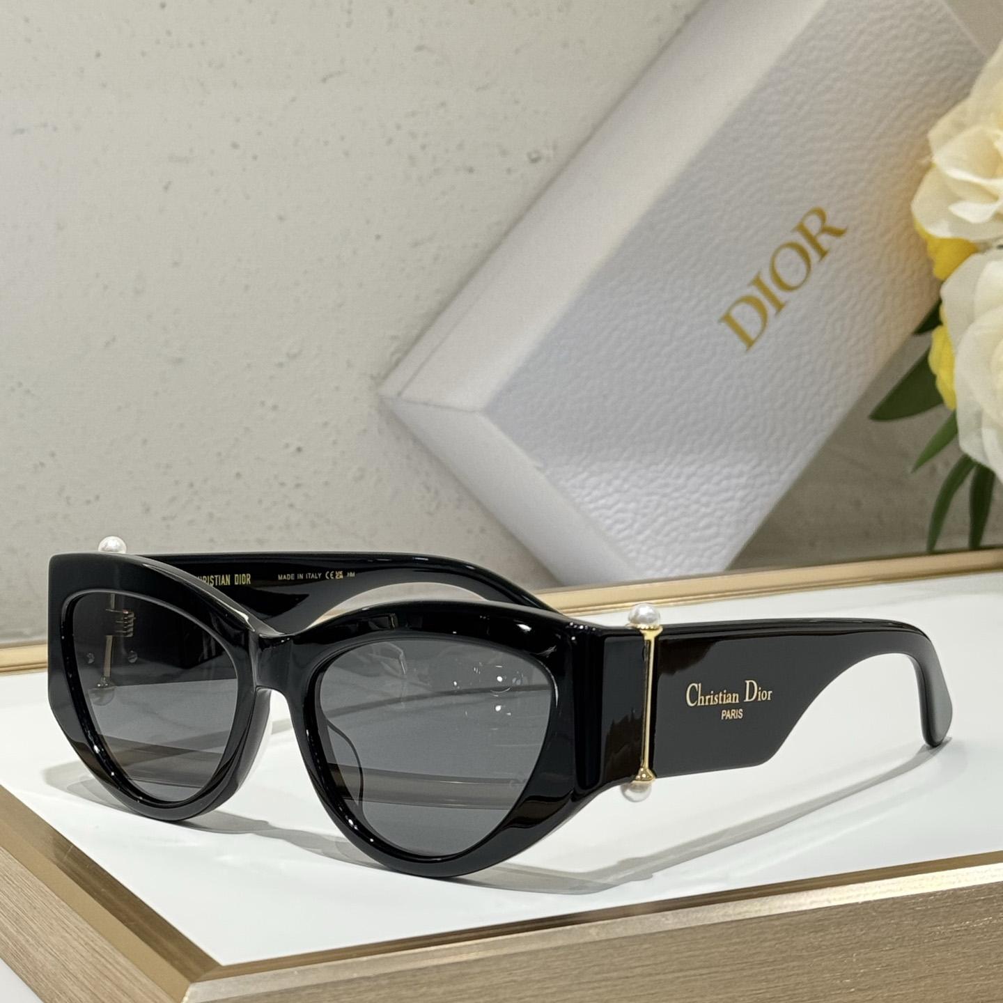 Dior Tribales B1F  - FashionPlug