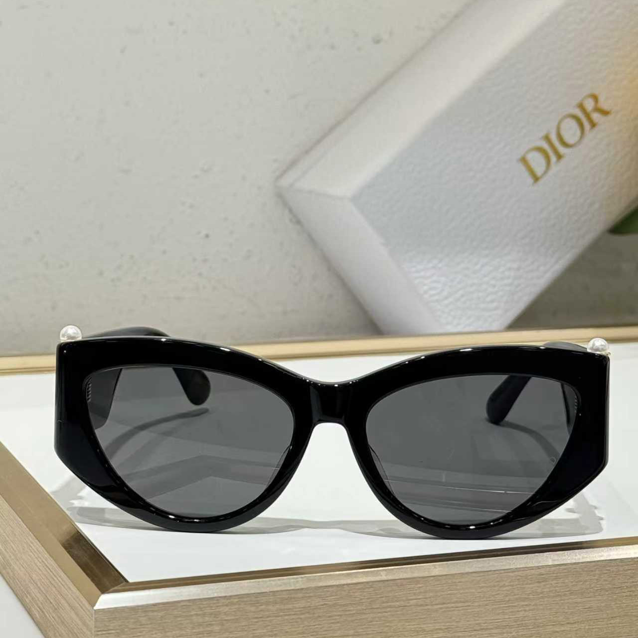 Dior Tribales B1F  - FashionPlug