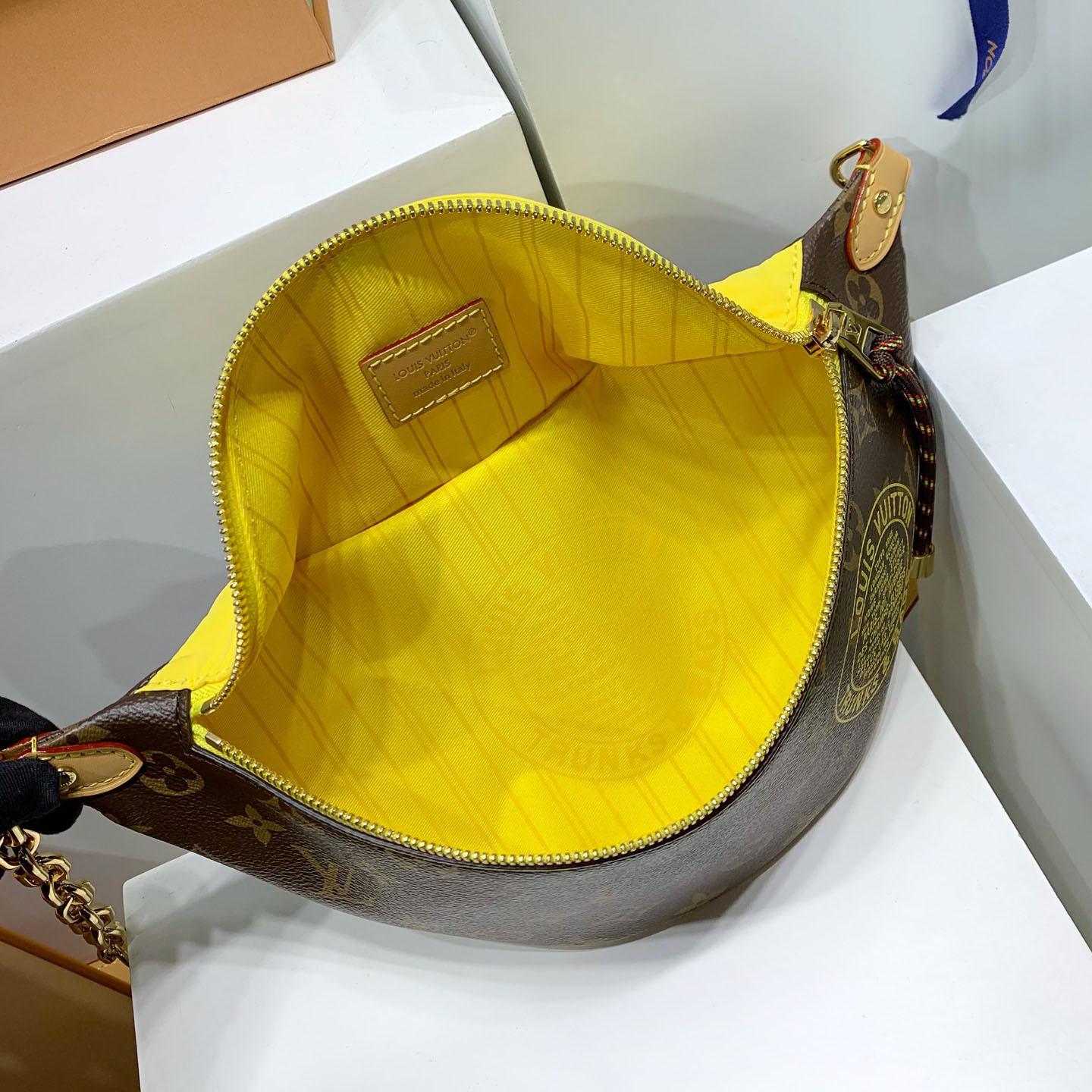 Louis Vuitton Bumbag M27237 - FashionPlug
