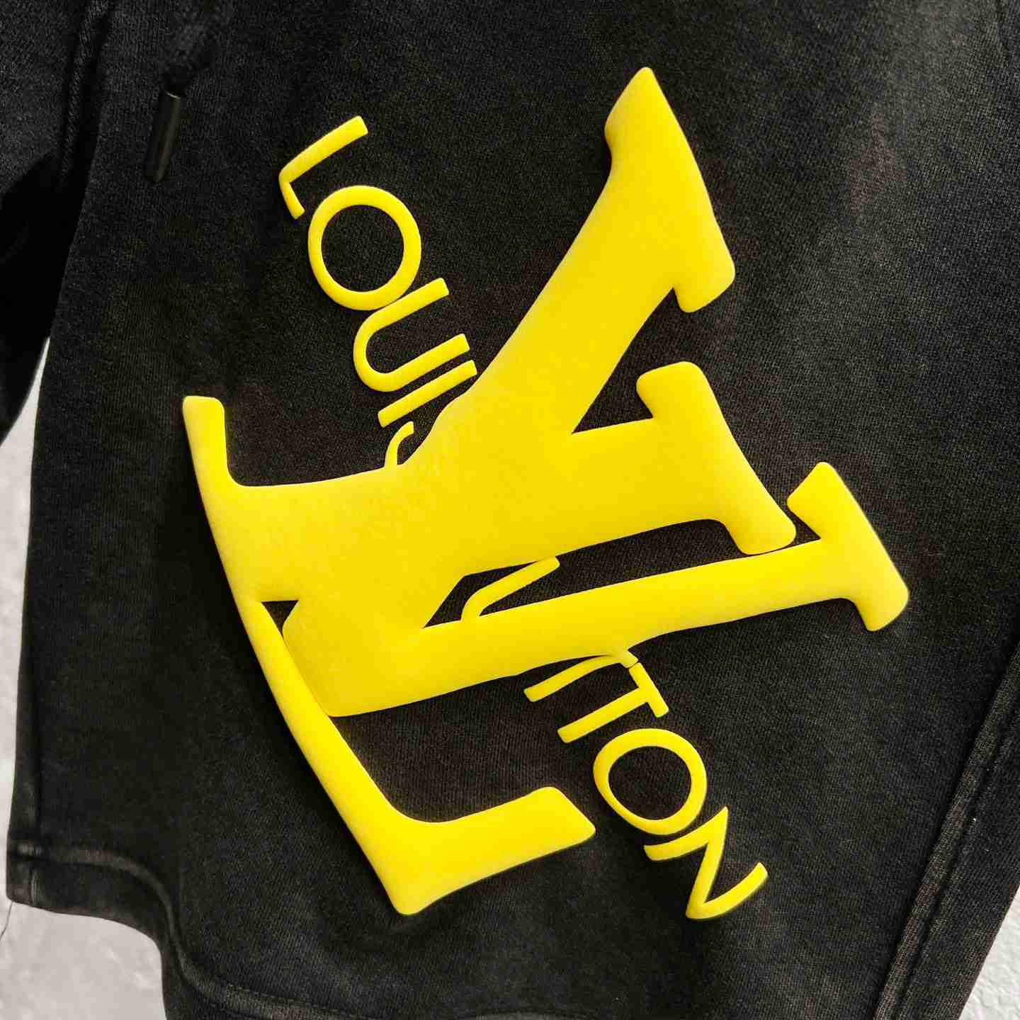 Louis Vuitton Shorts    - FashionPlug