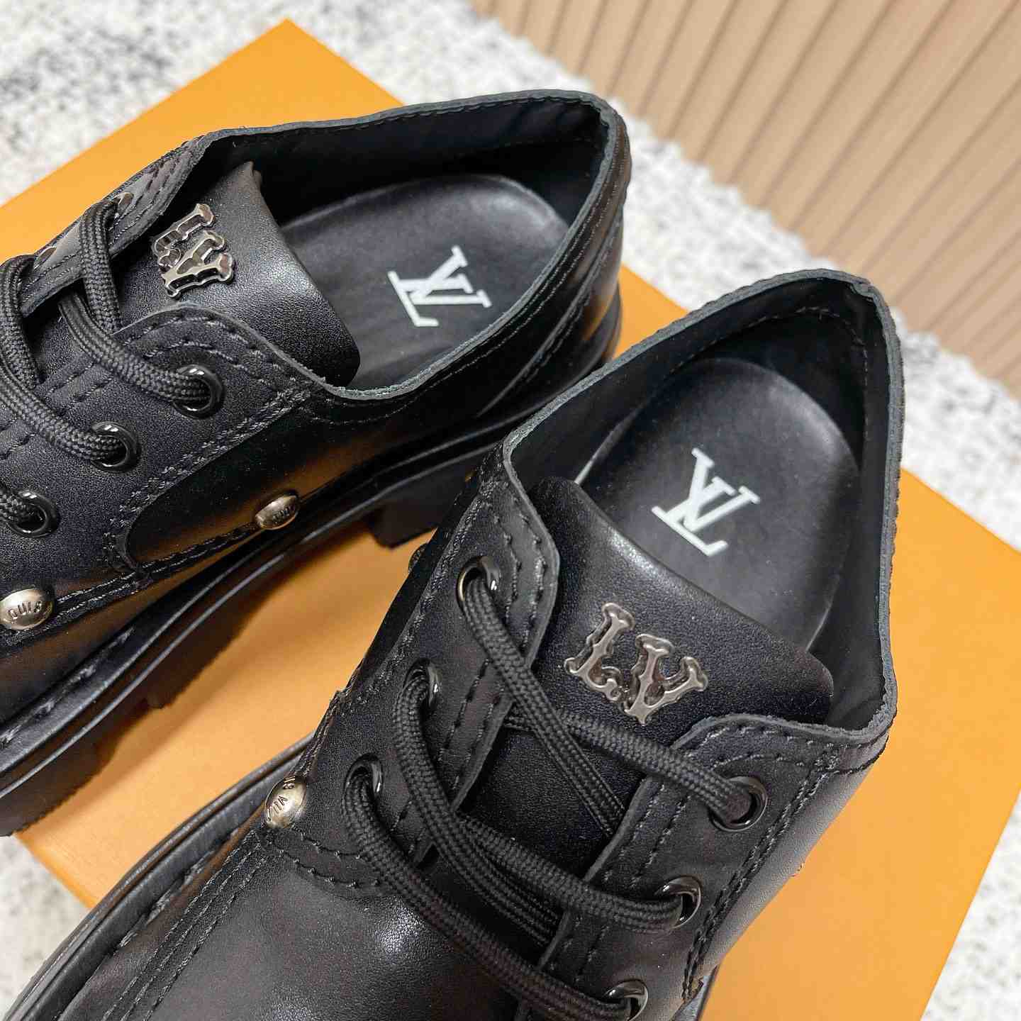 Louis Vuitton LV Checker Derby 1ACN3W - FashionPlug