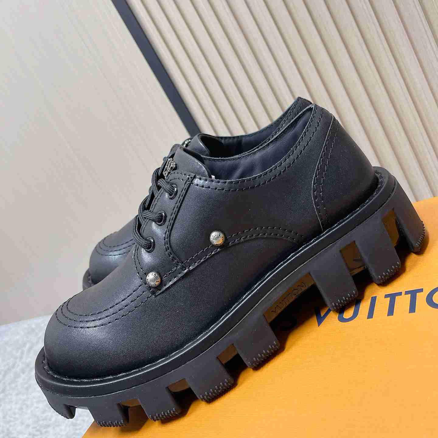 Louis Vuitton LV Checker Derby 1ACN3W - FashionPlug