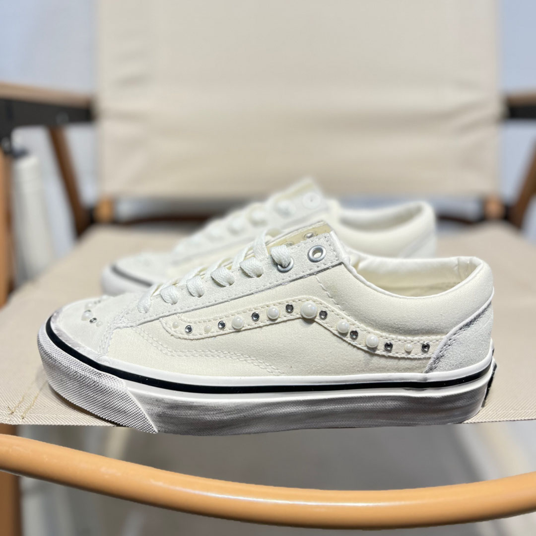 Vans Premium Old Skool Shoes - FashionPlug