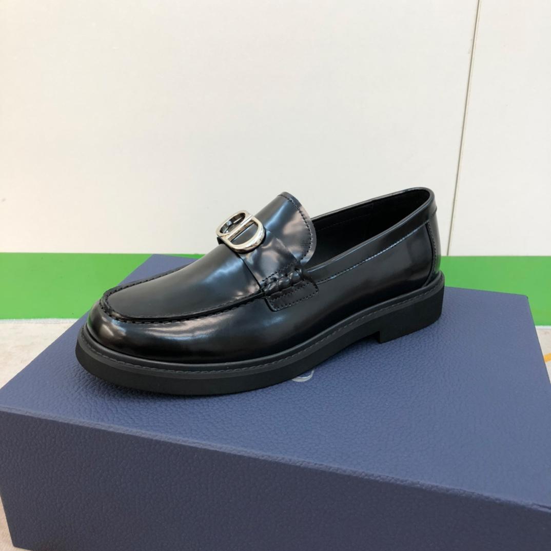 Dior Granville Loafer - FashionPlug
