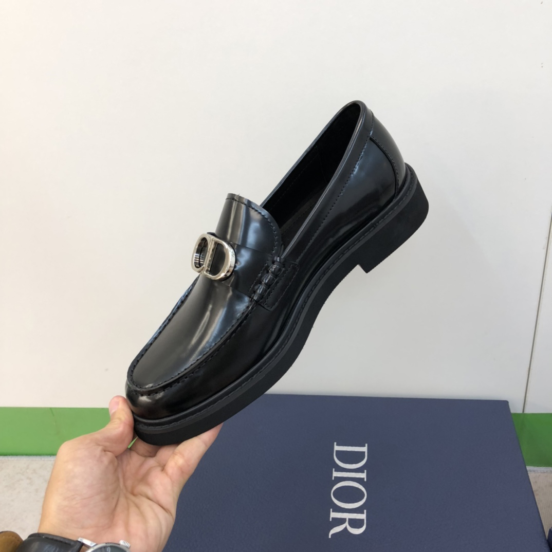 Dior Granville Loafer - FashionPlug