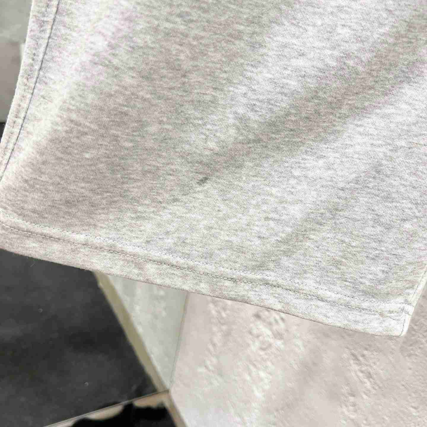 Prada Shorts    - FashionPlug
