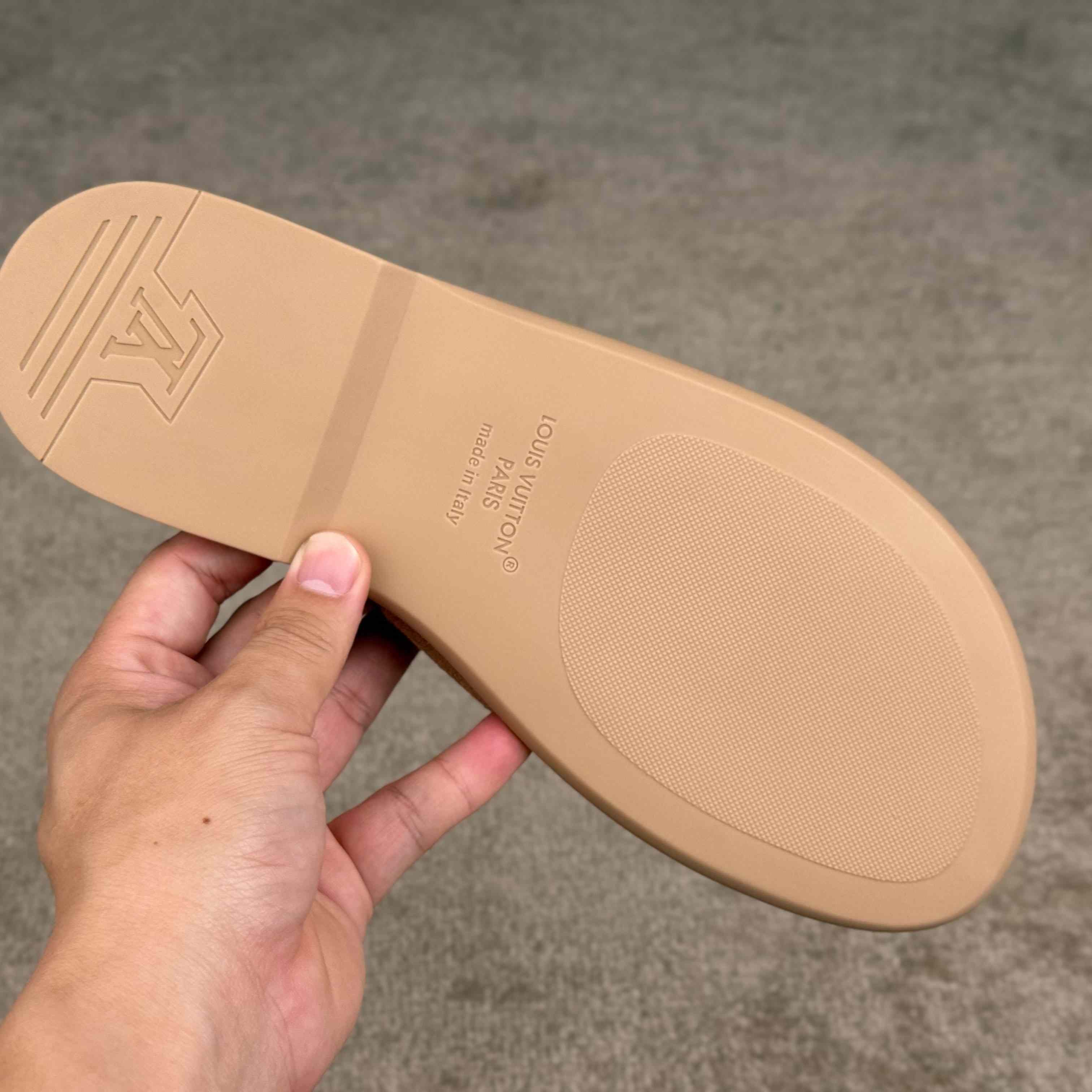 Louis Vuitton LV Portofino Mule   1AIZSS - FashionPlug