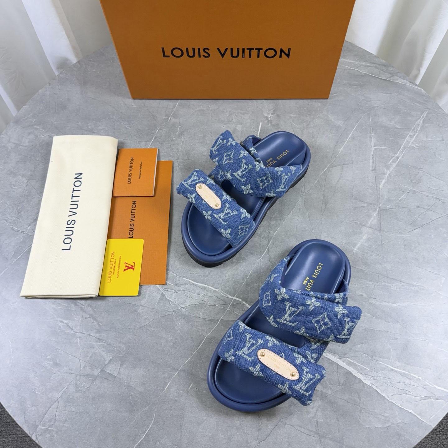 Louis Vuitton Pool Pillow Comfort Mule 1AJN80 - FashionPlug