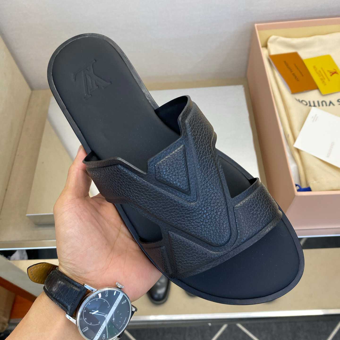 Louis Vuitton LV Oasis Mule    - FashionPlug