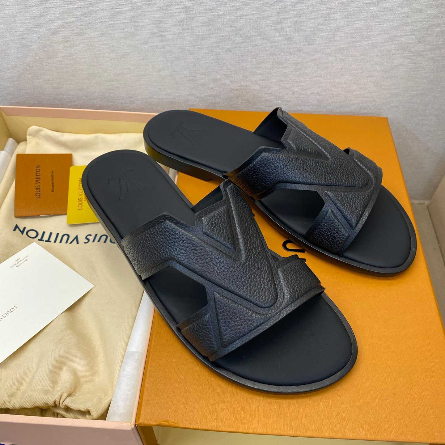 Louis Vuitton LV Oasis Mule    - FashionPlug