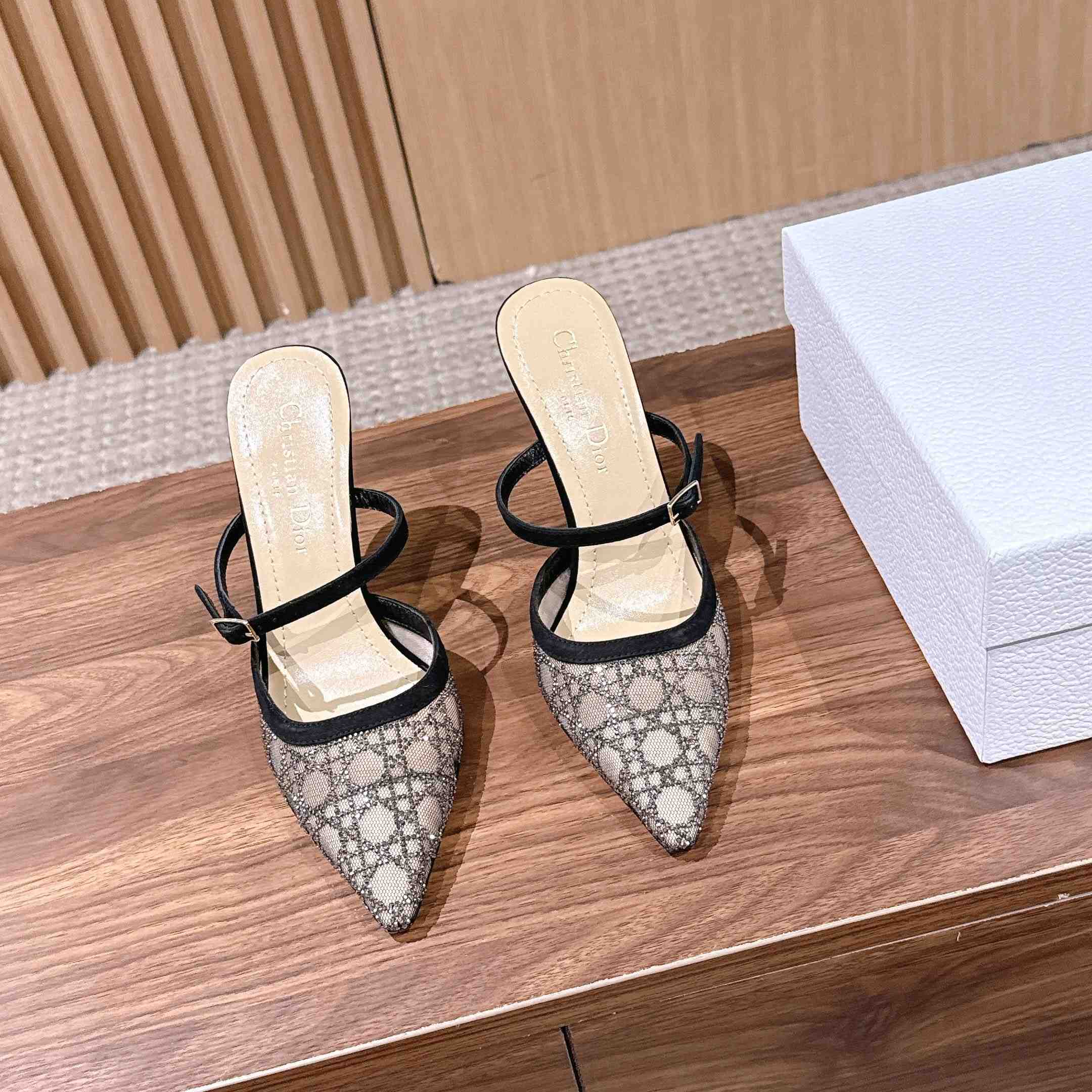 Dior Capture Heeled Mule - FashionPlug