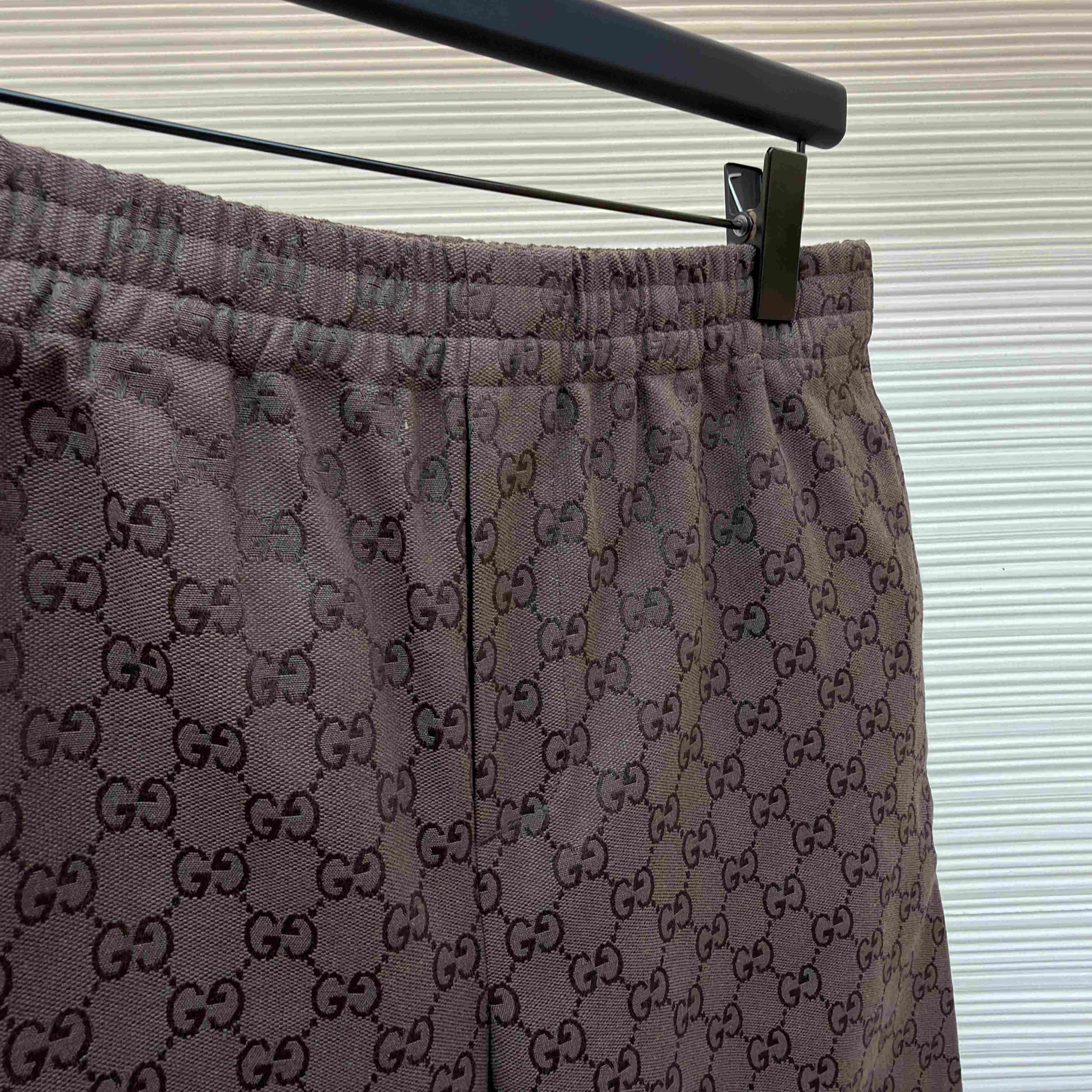 Gucci GG Canvas Linen Blen Shorts - FashionPlug