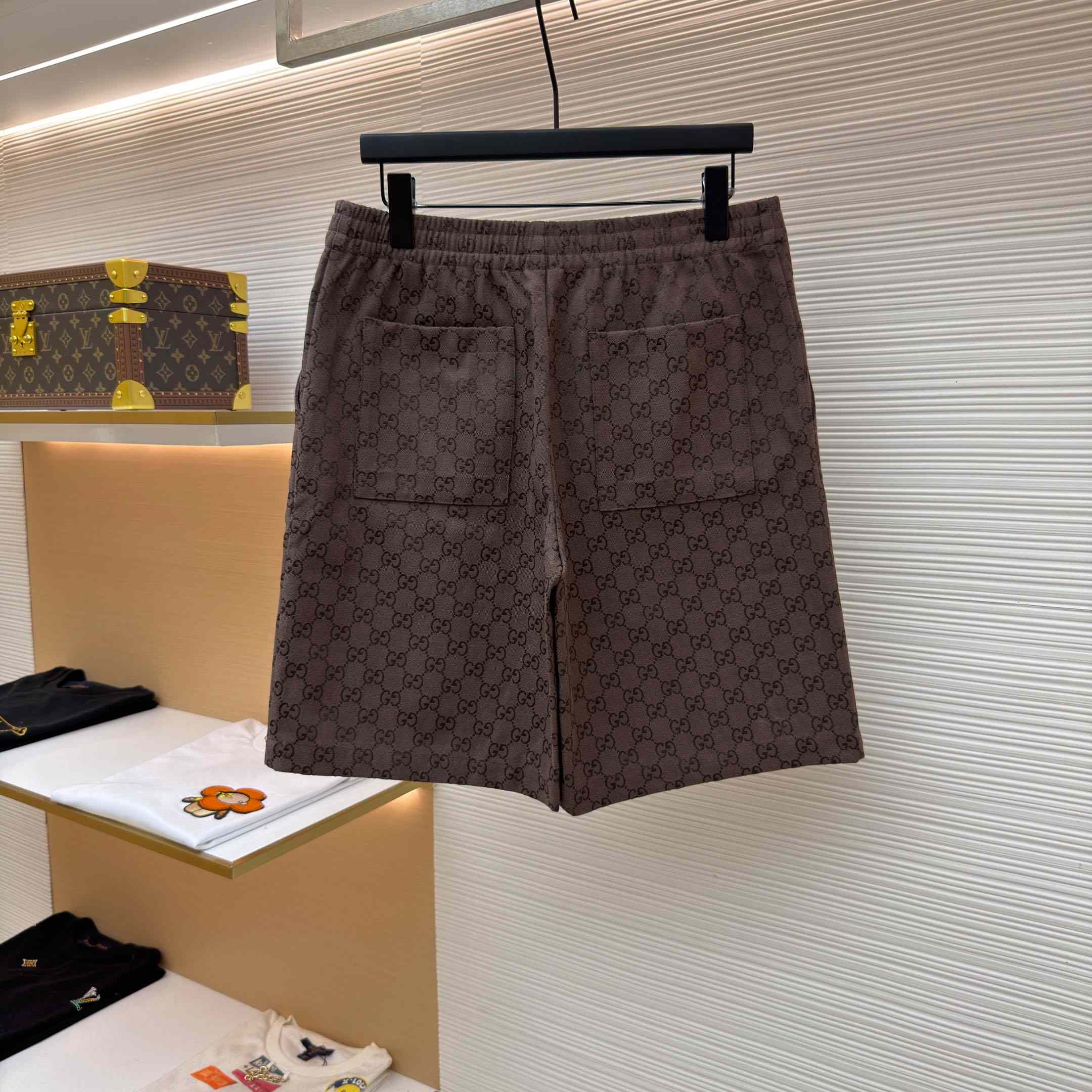Gucci GG Canvas Linen Blen Shorts - FashionPlug