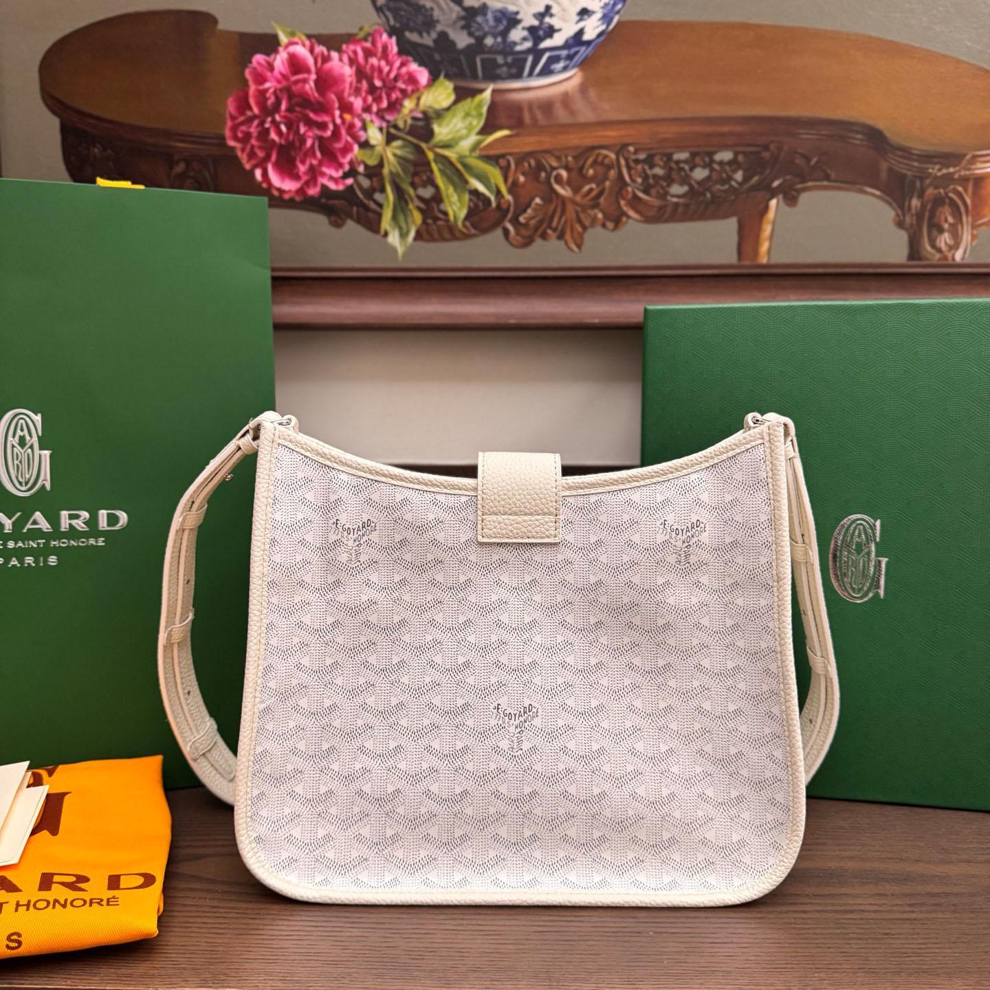 Goyard Musette Bag - FashionPlug