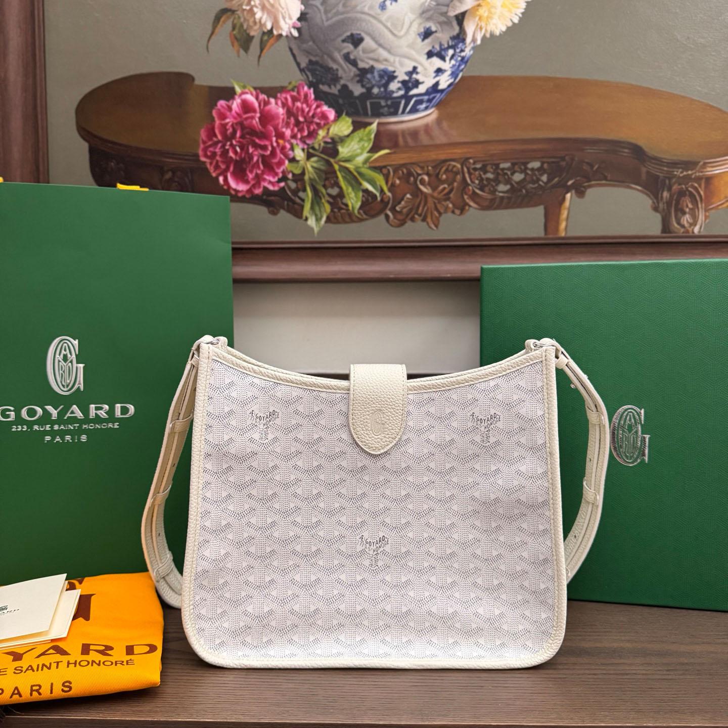 Goyard Musette Bag - FashionPlug