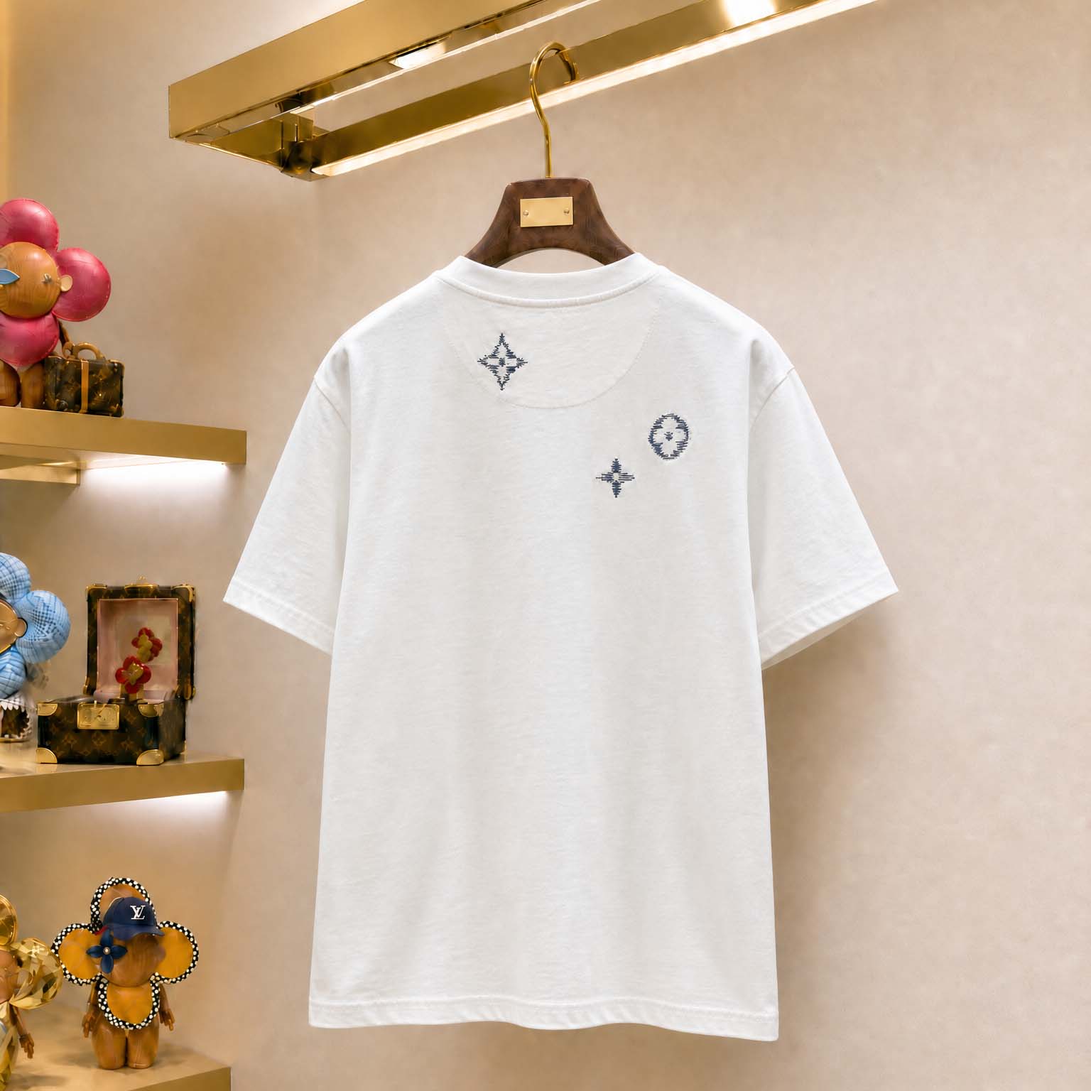 Louis Vuitton Embroidered Signature T-Shirt   1AK7FW - FashionPlug