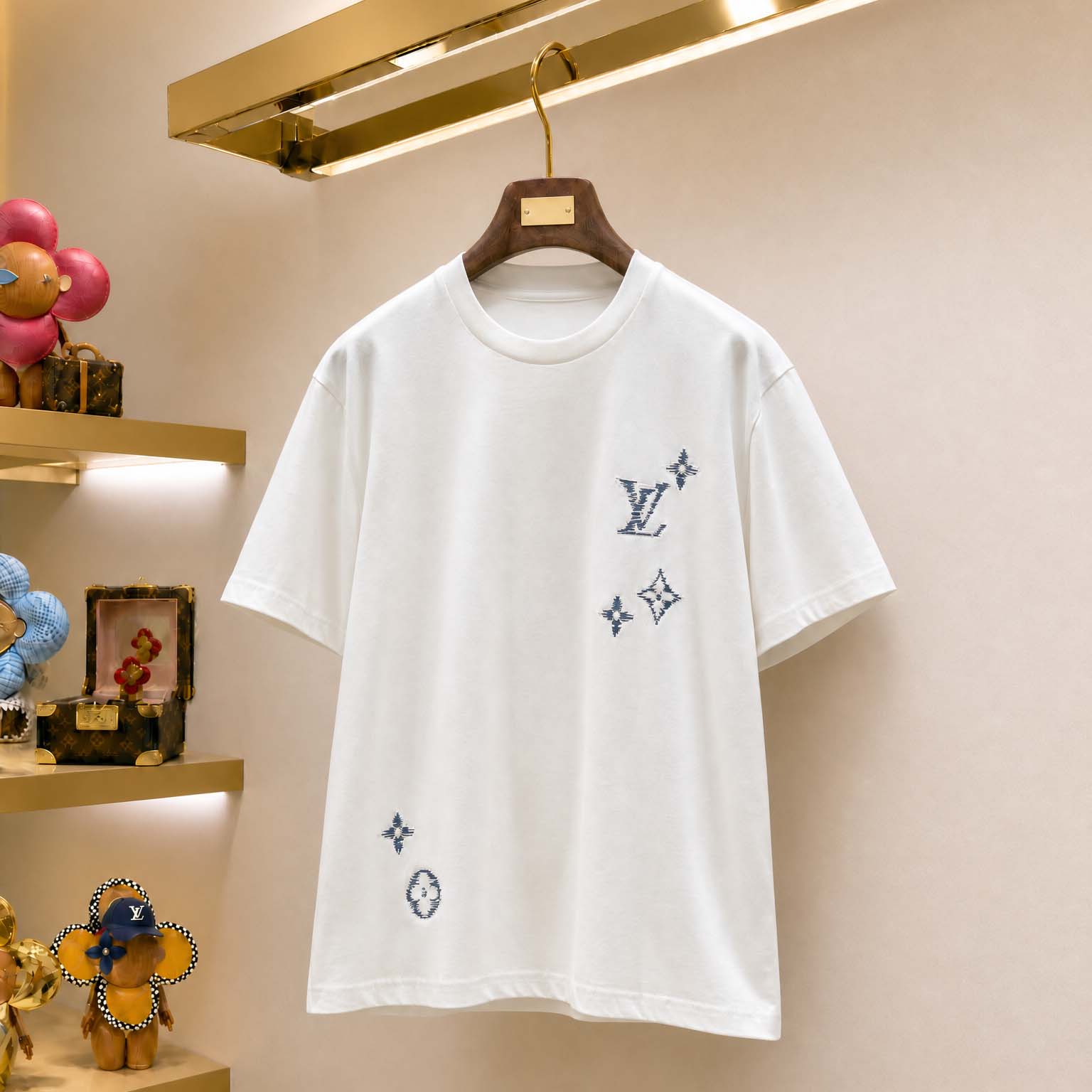Louis Vuitton Embroidered Signature T-Shirt   1AK7FW - FashionPlug