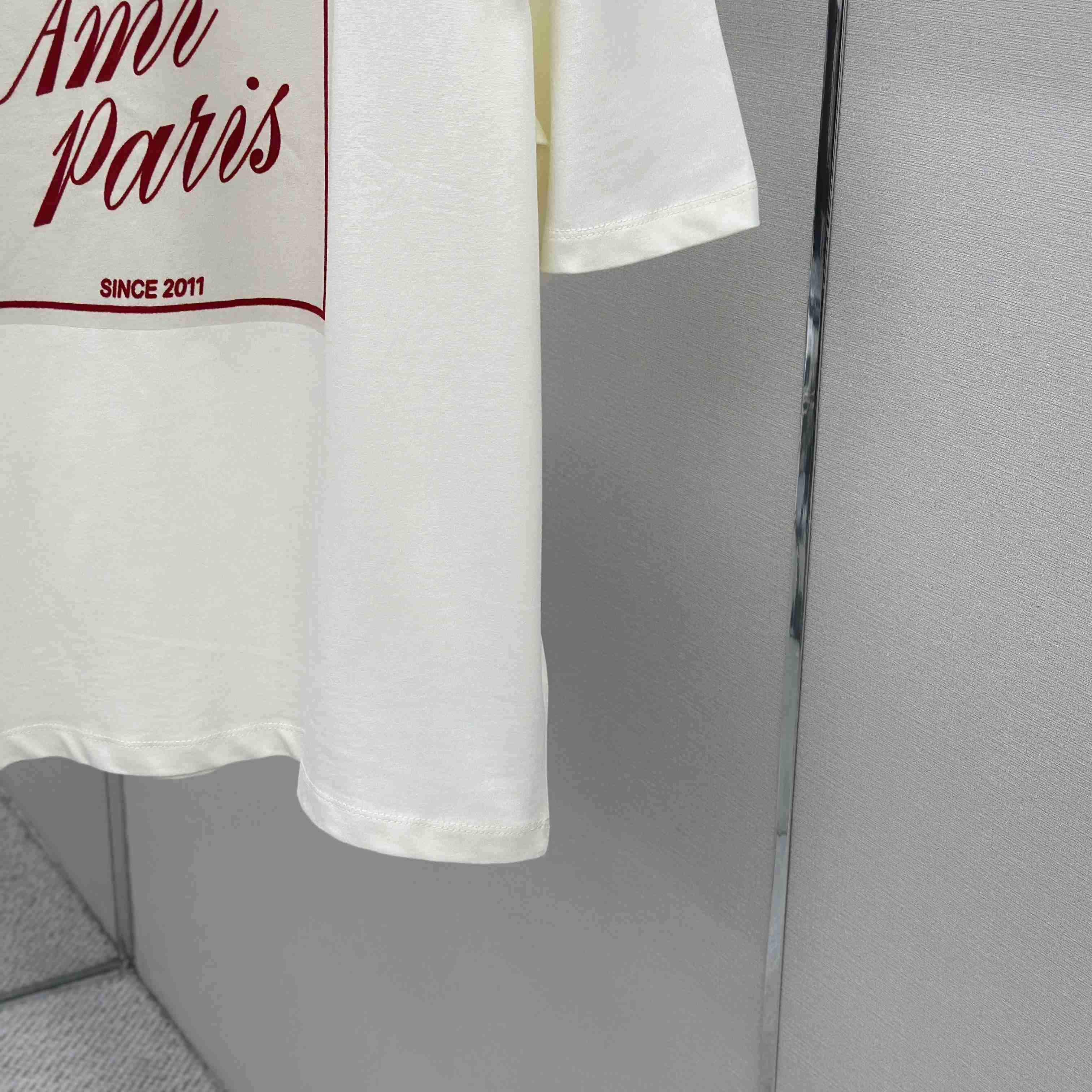AMI Paris White Cotton Ami Paris Heritage Print T-shirt - FashionPlug
