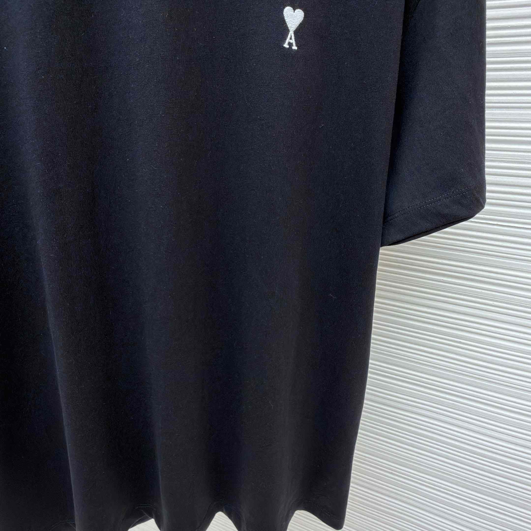 AMI Paris Black Cotton Ami De Coeur T-shirt - FashionPlug