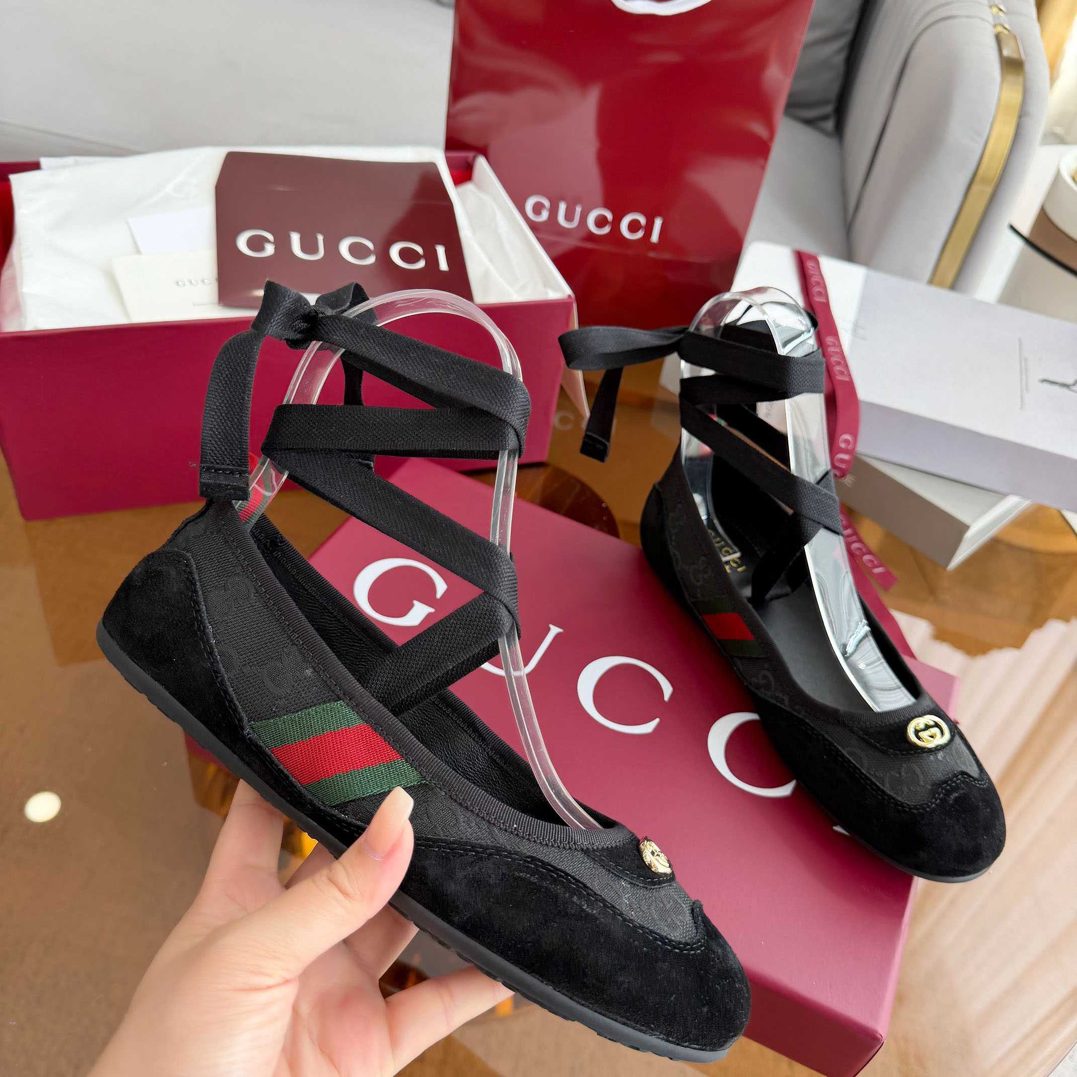  Gucci Shift Ballerina - FashionPlug