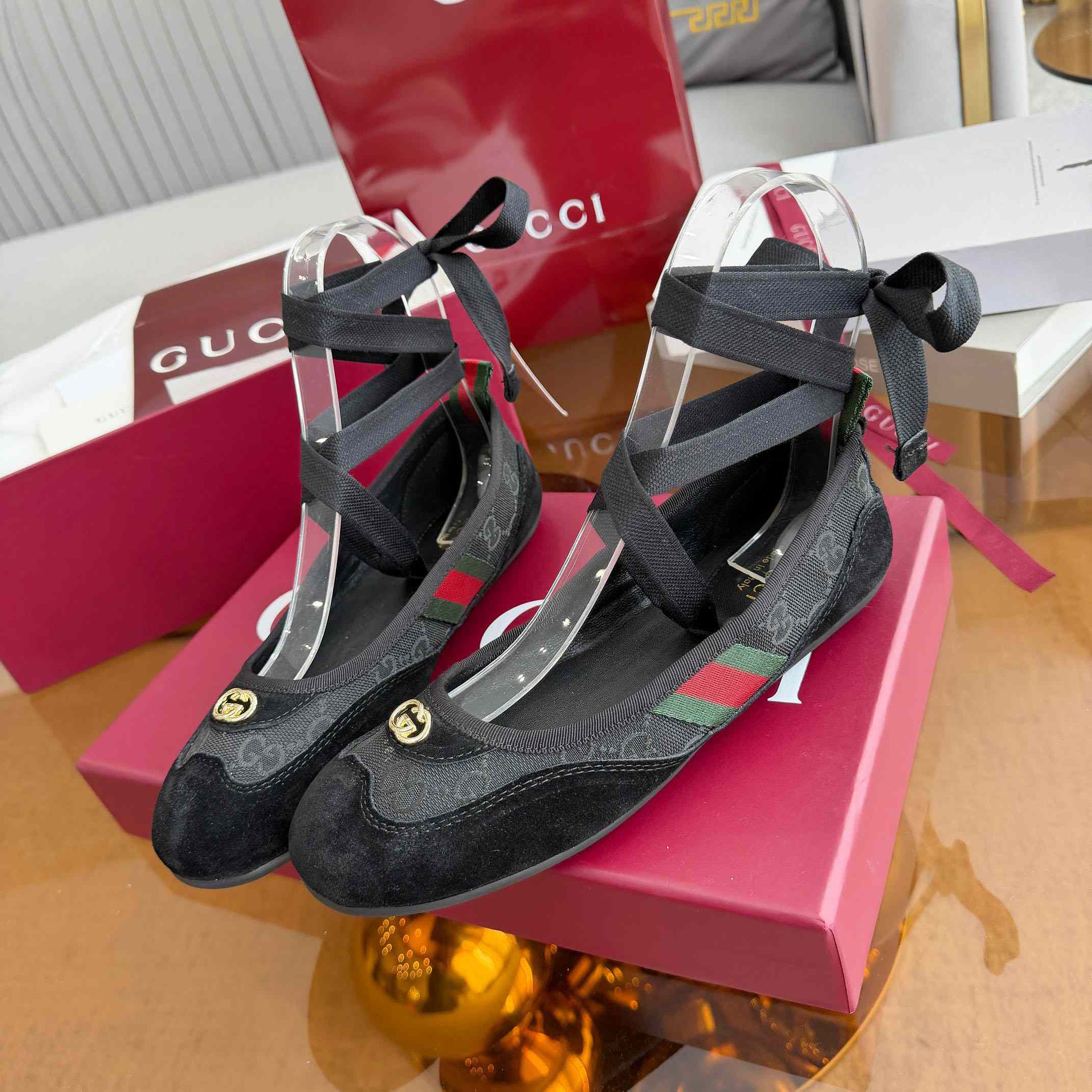  Gucci Shift Ballerina - FashionPlug