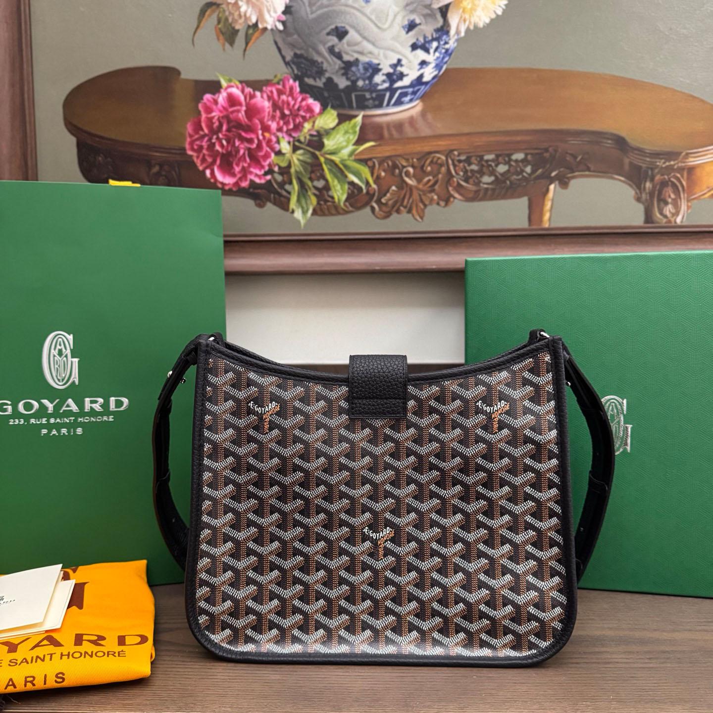 Goyard Musette Bag - FashionPlug