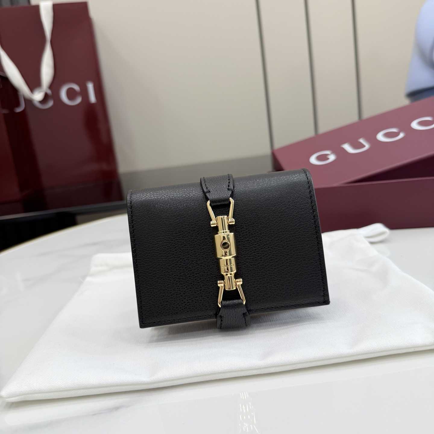 Gucci Jackie Medium Wallet - FashionPlug