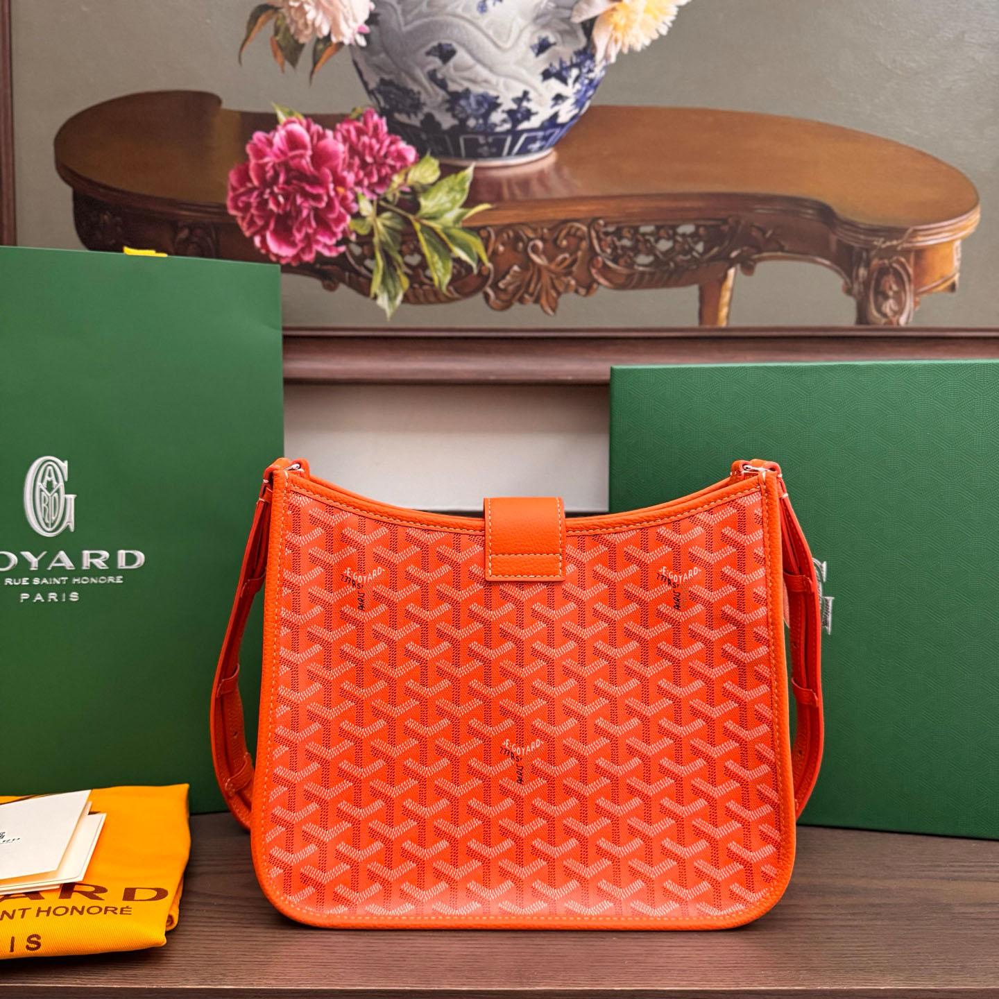 Goyard Musette Bag - FashionPlug