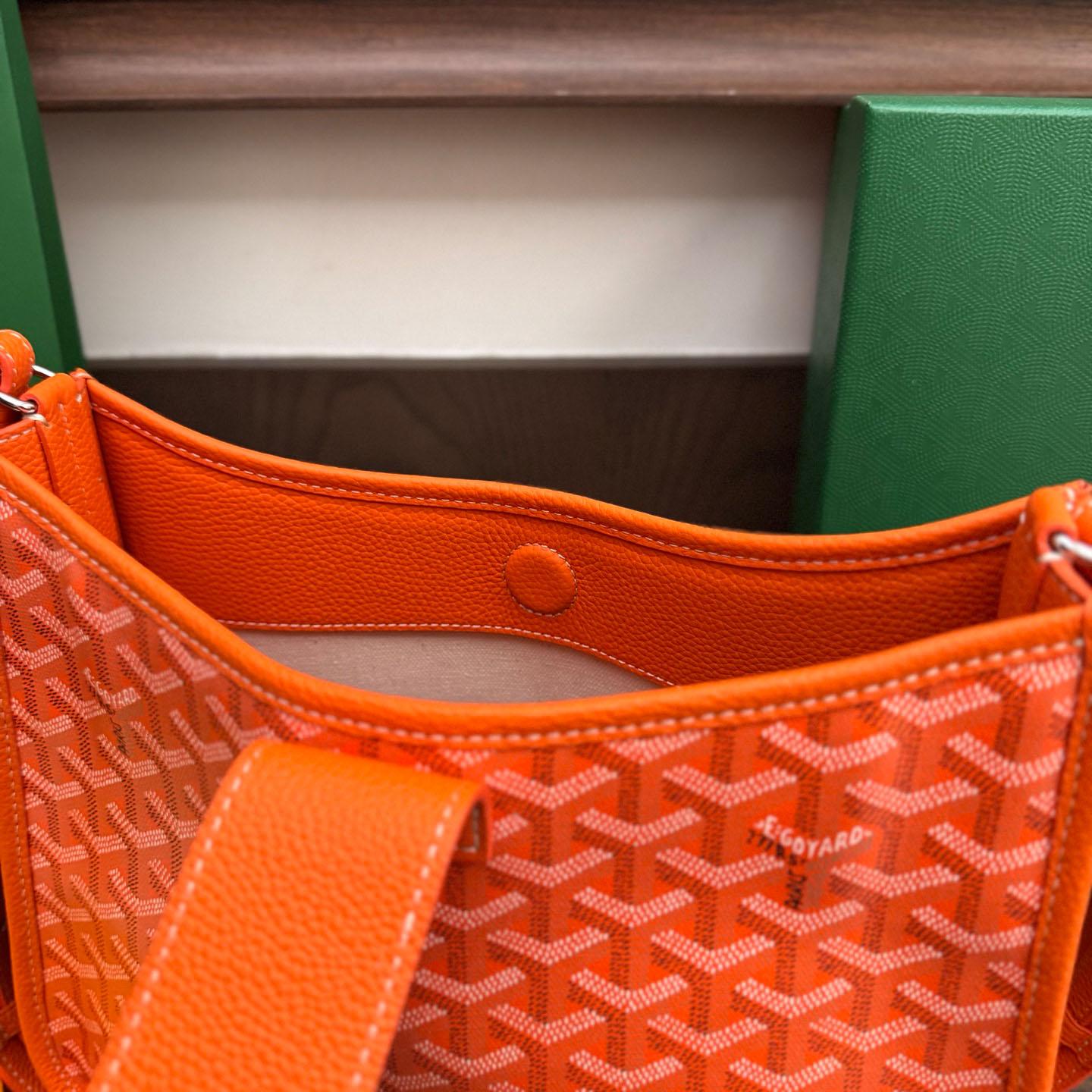 Goyard Musette Bag - FashionPlug