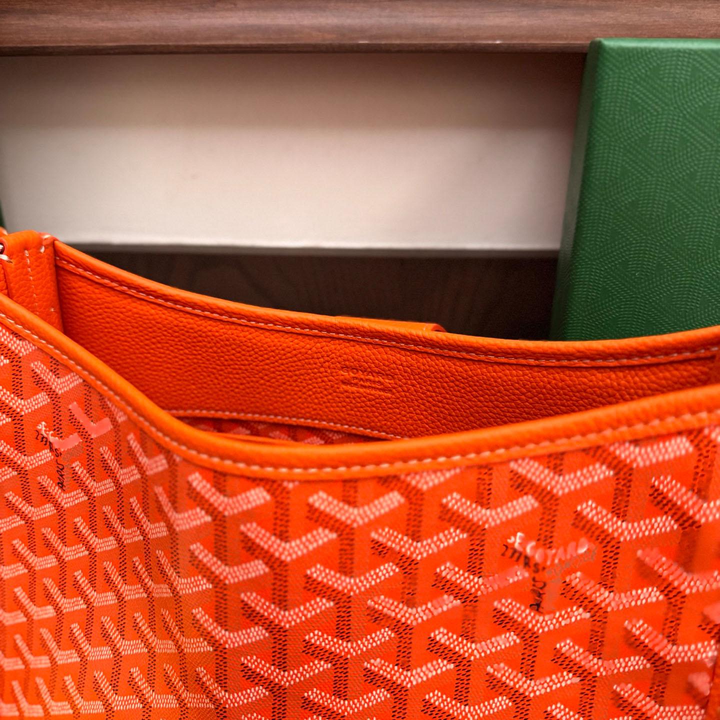 Goyard Musette Bag - FashionPlug