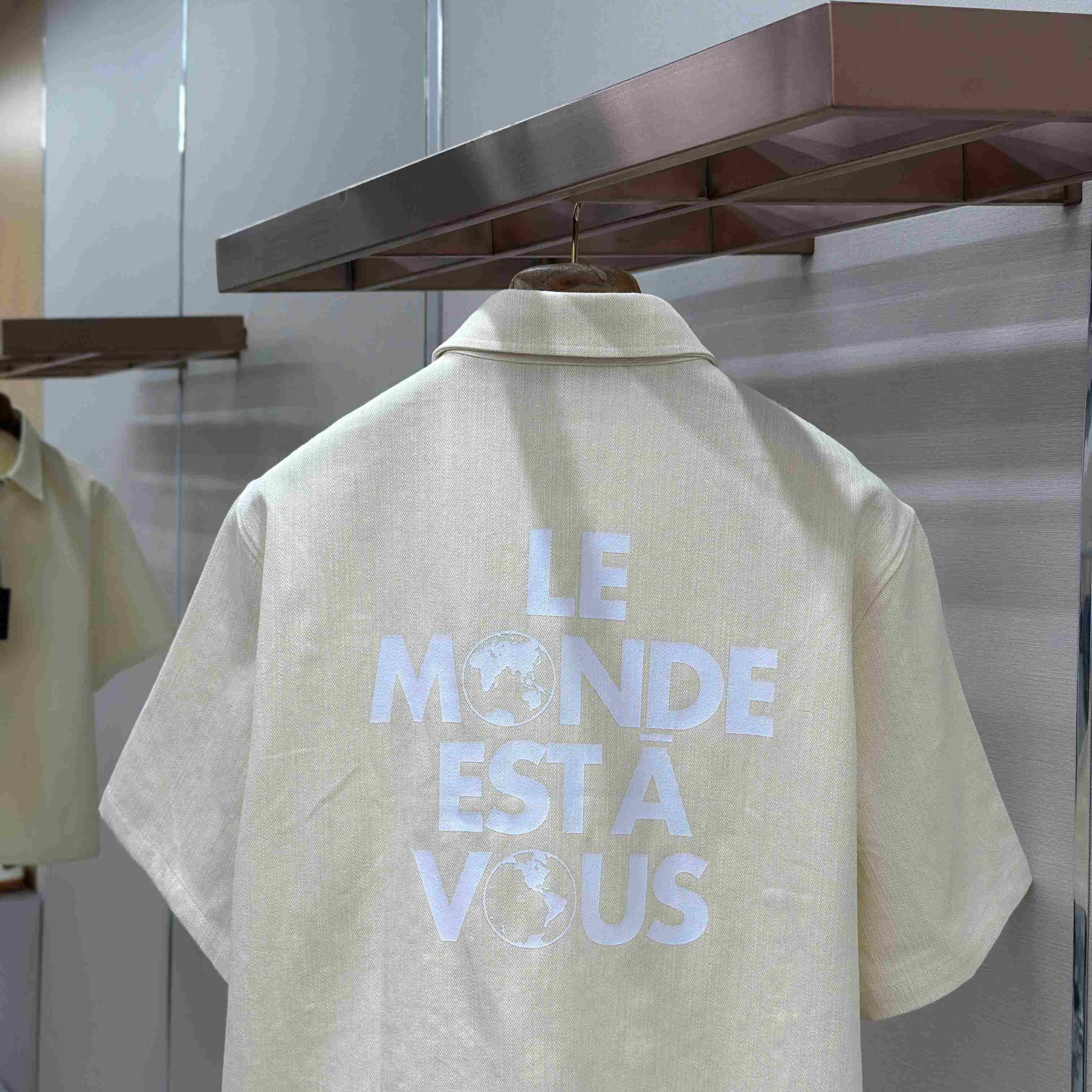 Louis Vuitton Silk-Blend Short-Sleeved Shirt 1AHCHW - FashionPlug