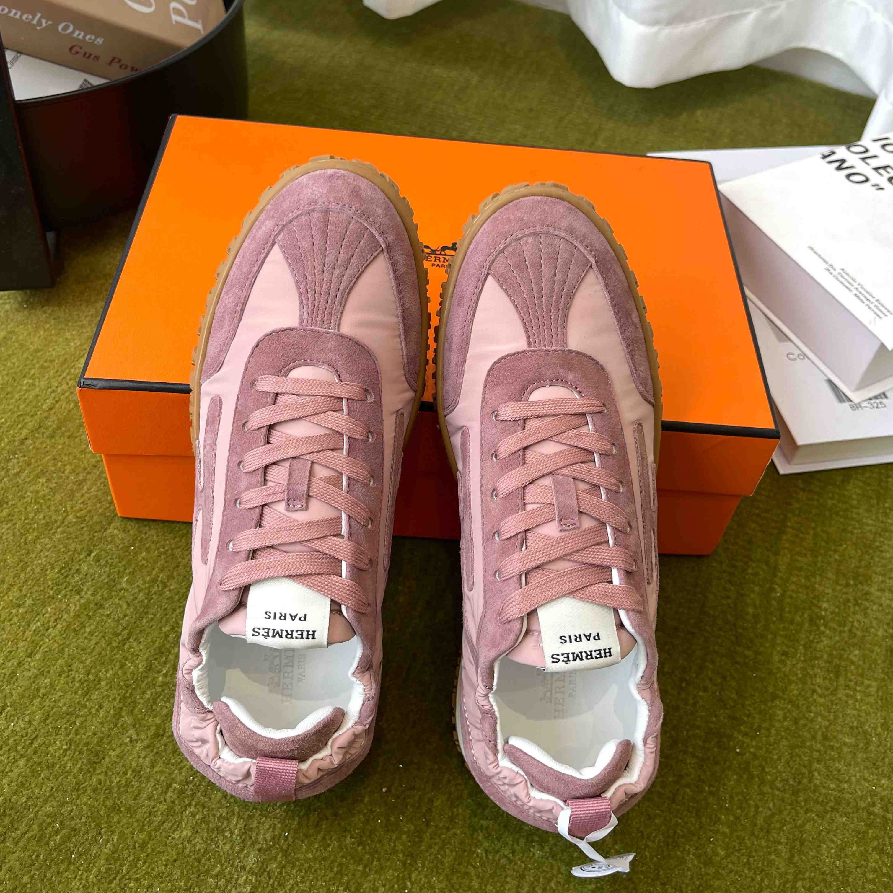 Hermes Jet Sneaker - FashionPlug