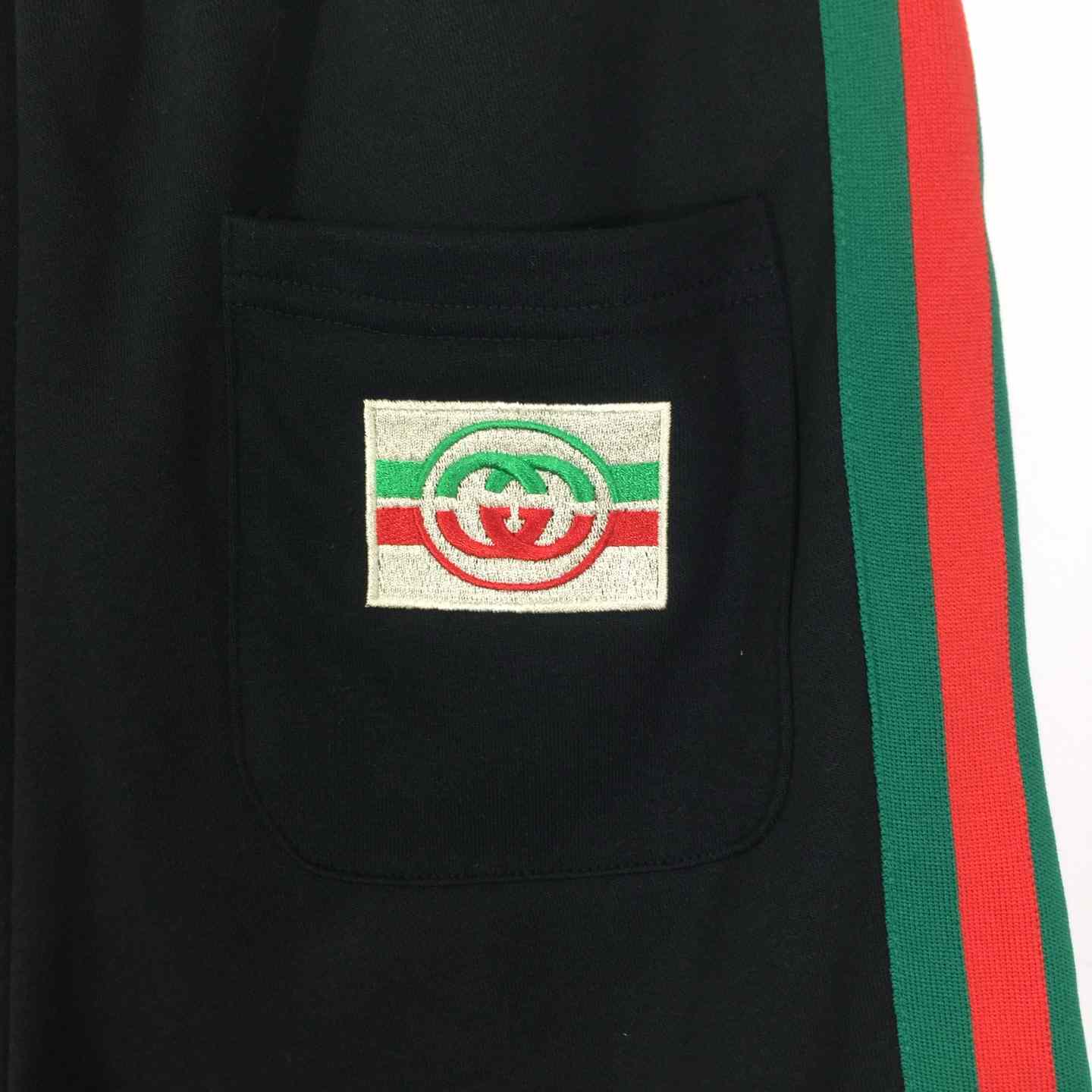Gucci Men's Bermuda shorts  - FashionPlug