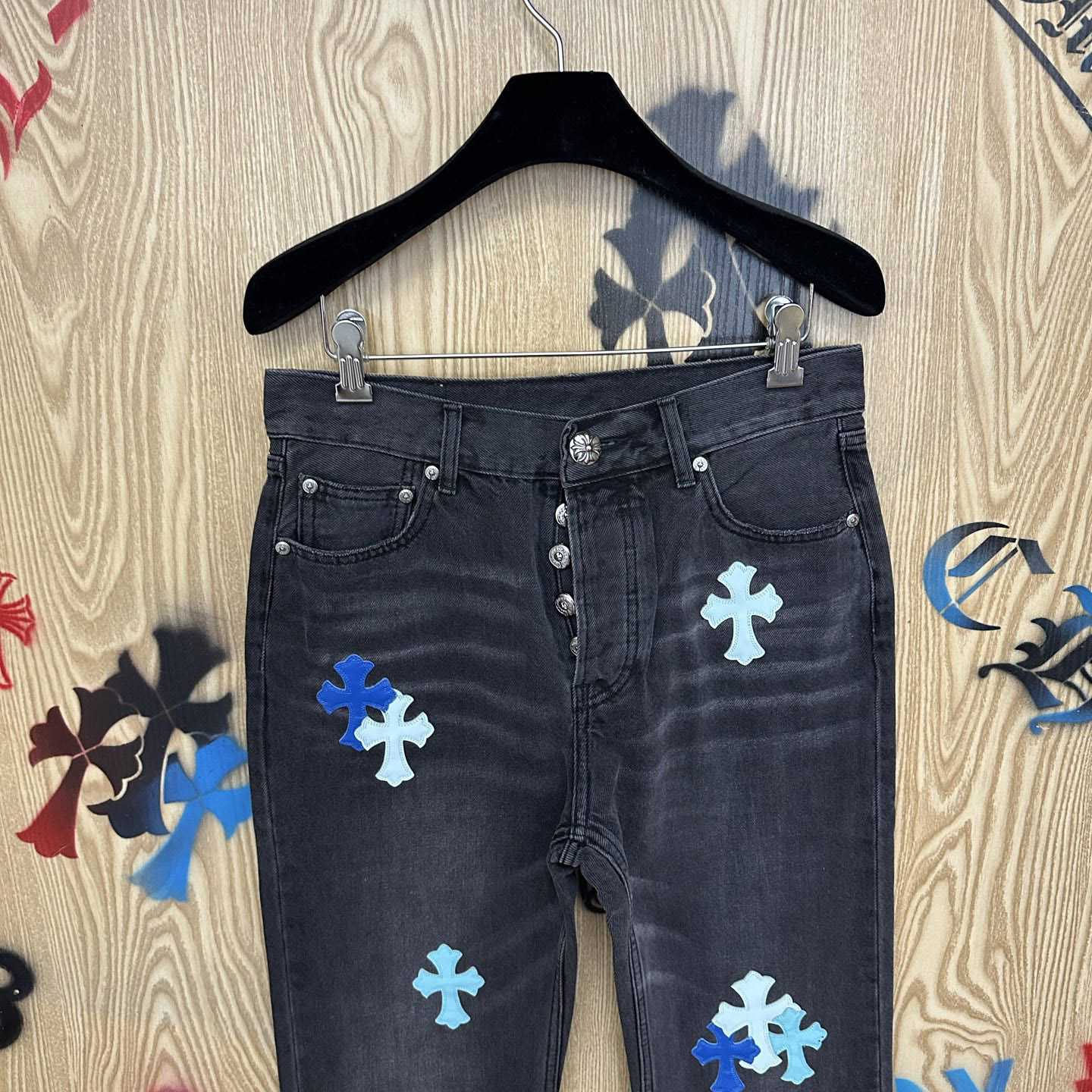 Chrome Hearts London Exclusive Levi's Cross Patch Jeans - FashionPlug