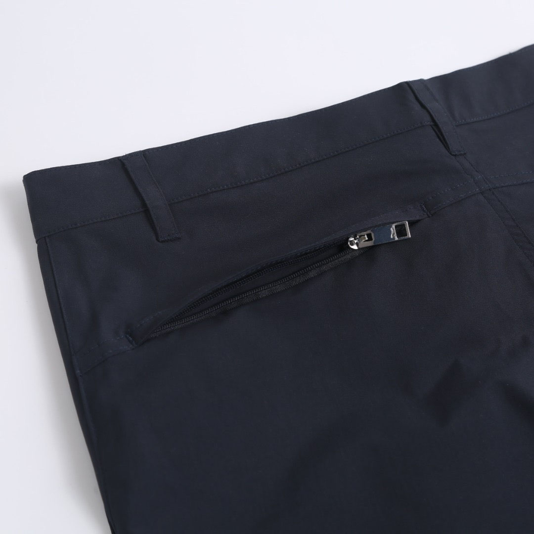 Dior Cargo Shorts With Dior Embroidery - FashionPlug