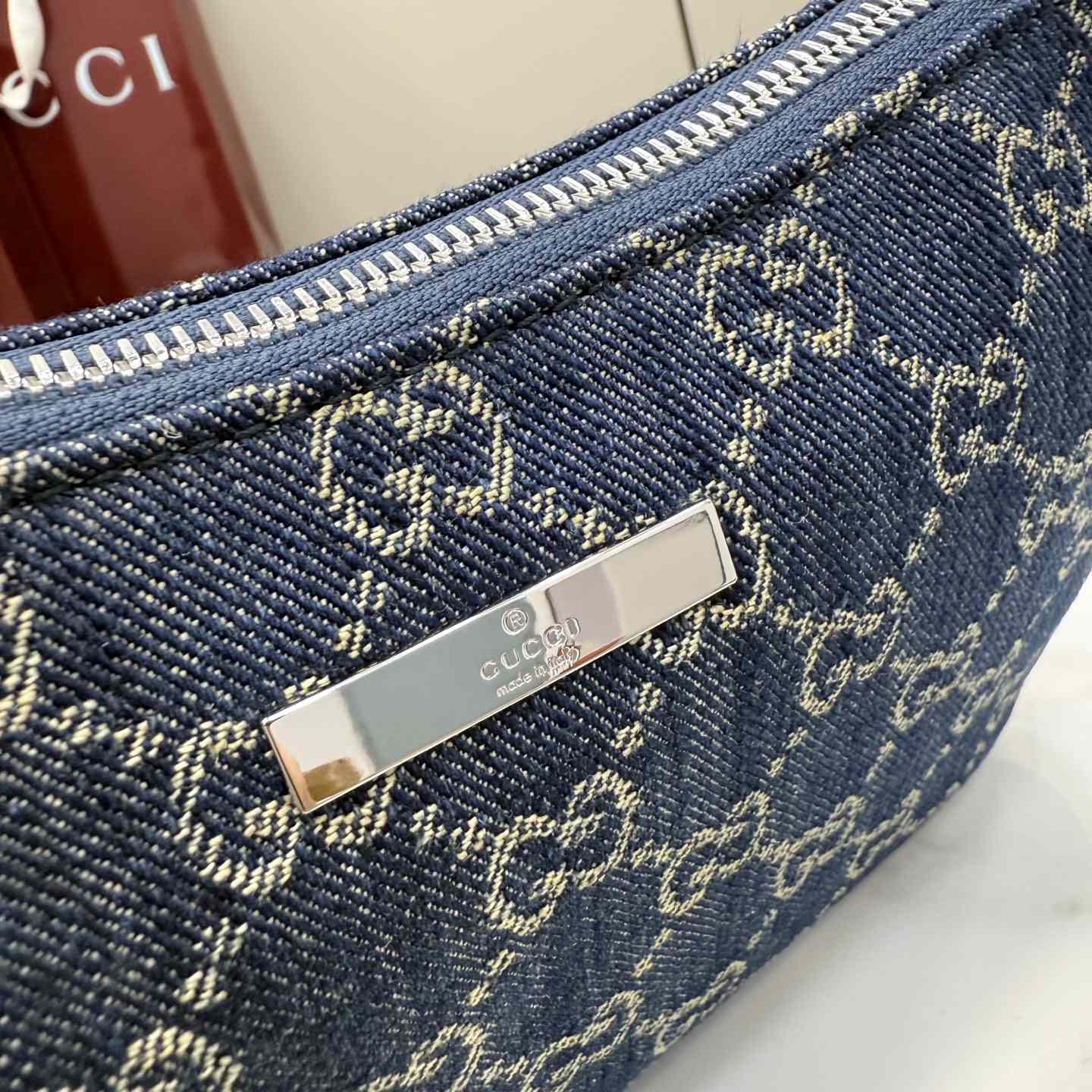 Gucci Lady Lunetta Small Shoulder Bag - FashionPlug