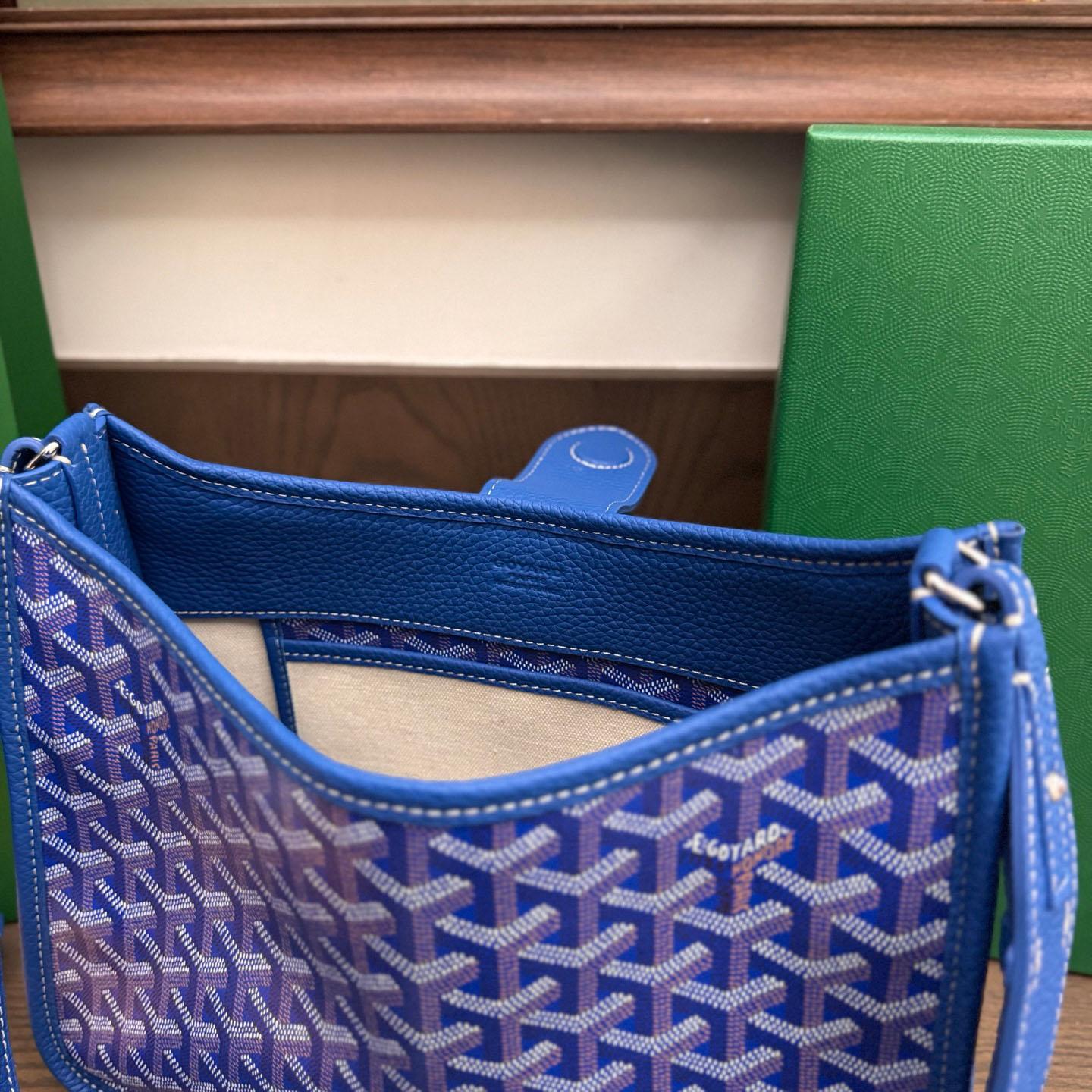 Goyard Musette Bag - FashionPlug