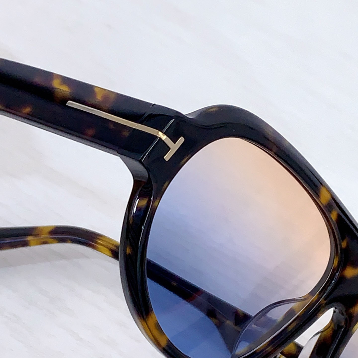 Tom Ford FT1102 Sunglasses - FashionPlug