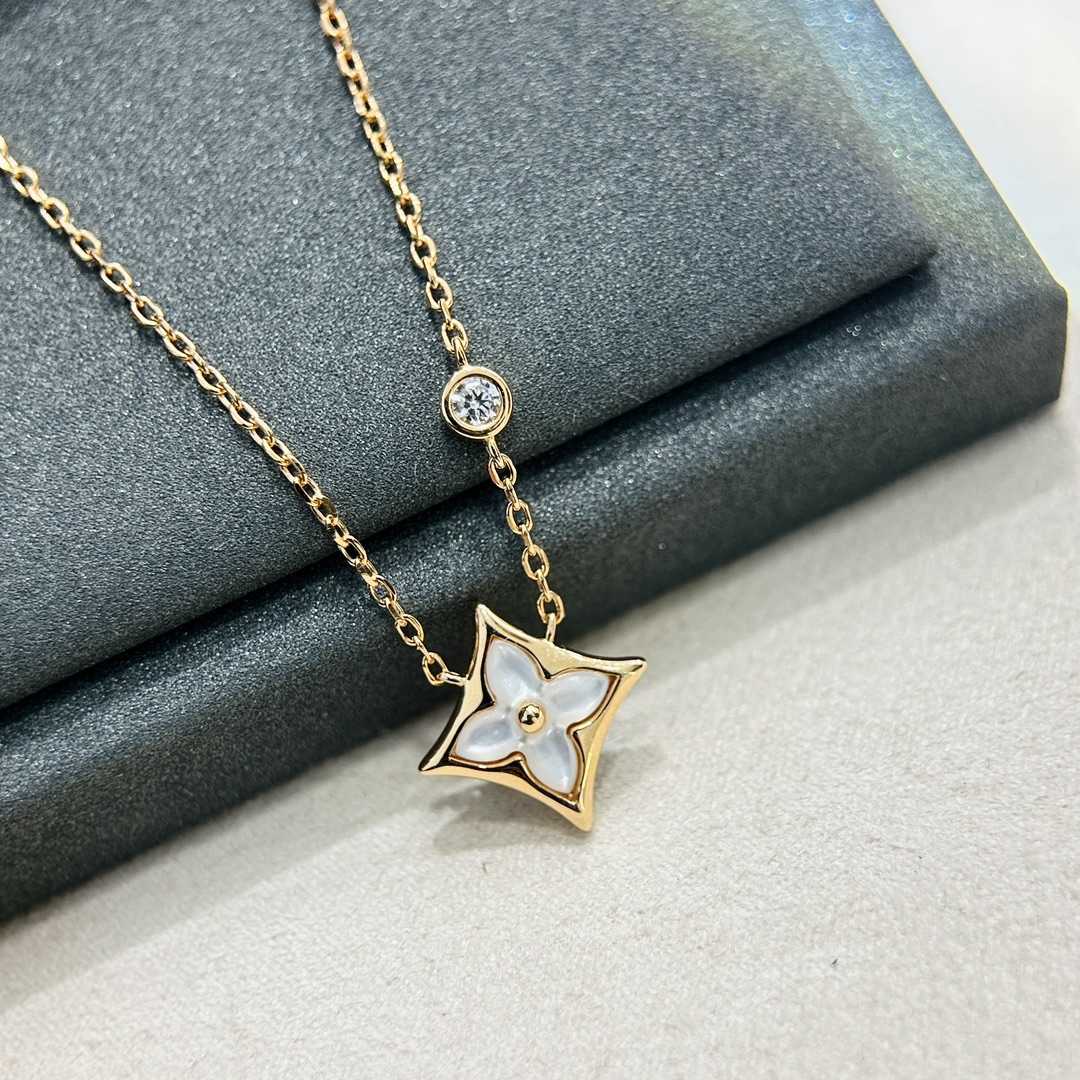 Louis Vuitton Color Blossom BB Star Pendant - FashionPlug