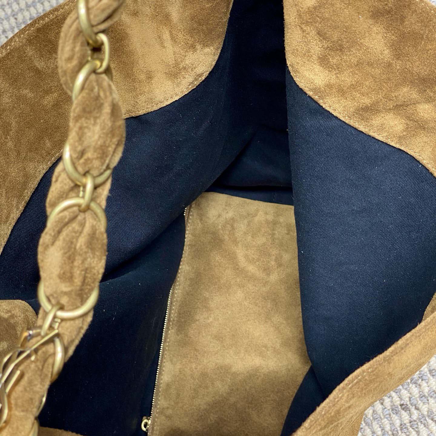 Saint Laurent AMALIA In Suede - FashionPlug