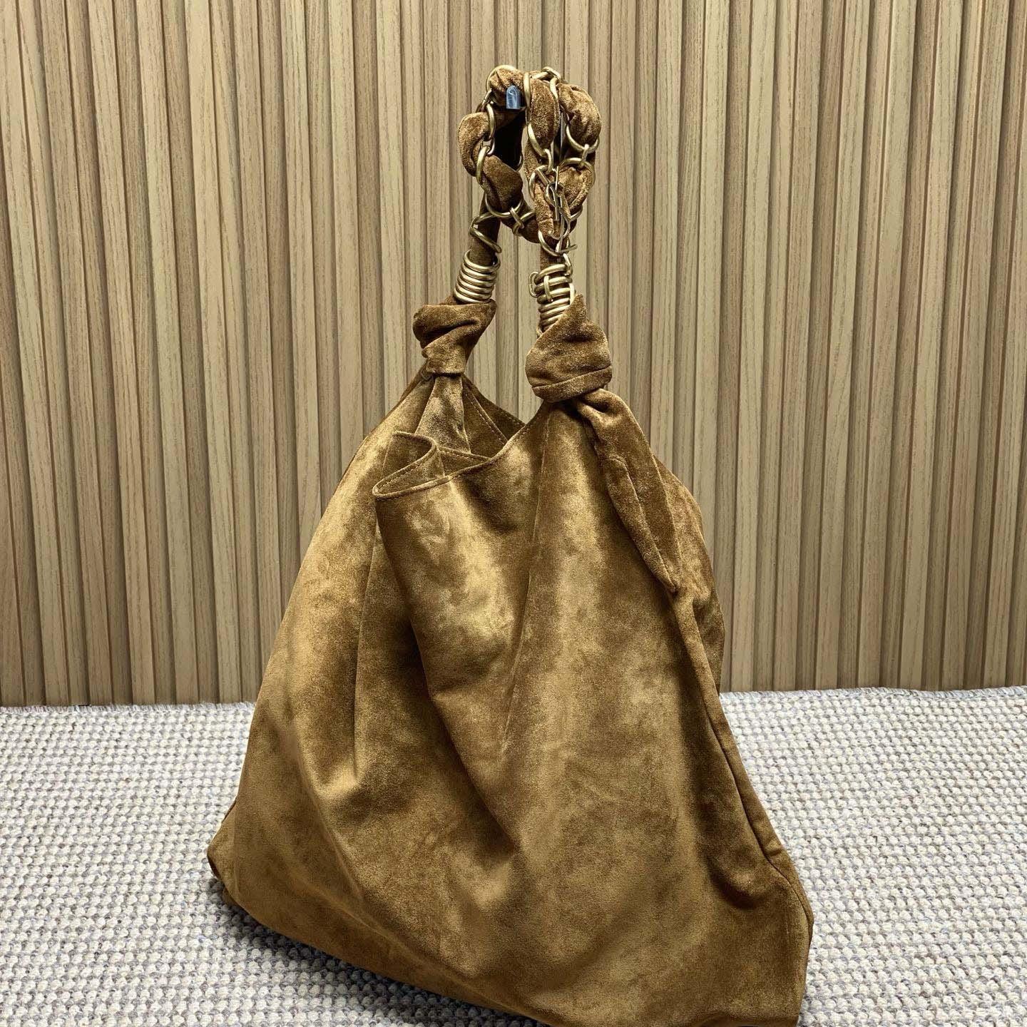 Saint Laurent AMALIA In Suede - FashionPlug