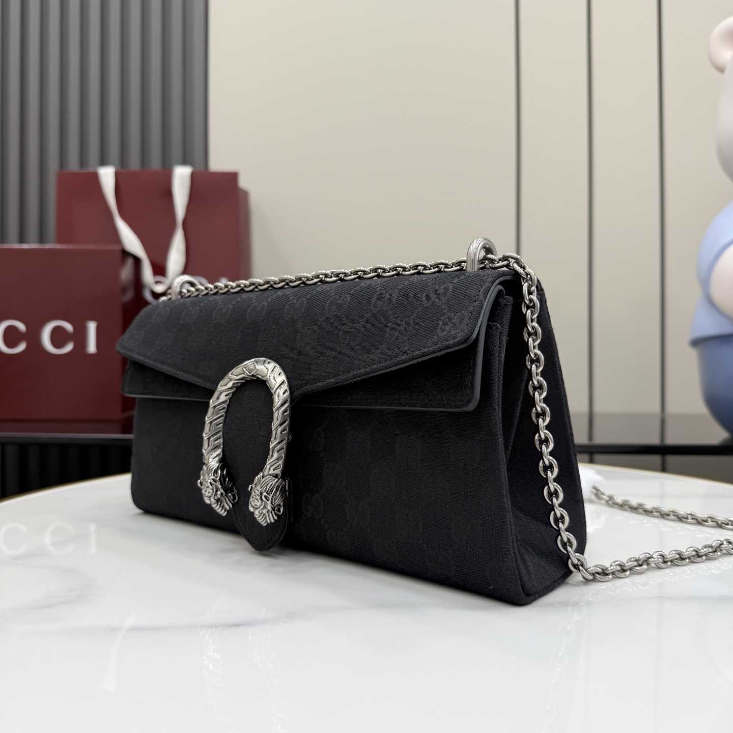 Gucci Dionysus Medium Shoulder Bag - FashionPlug