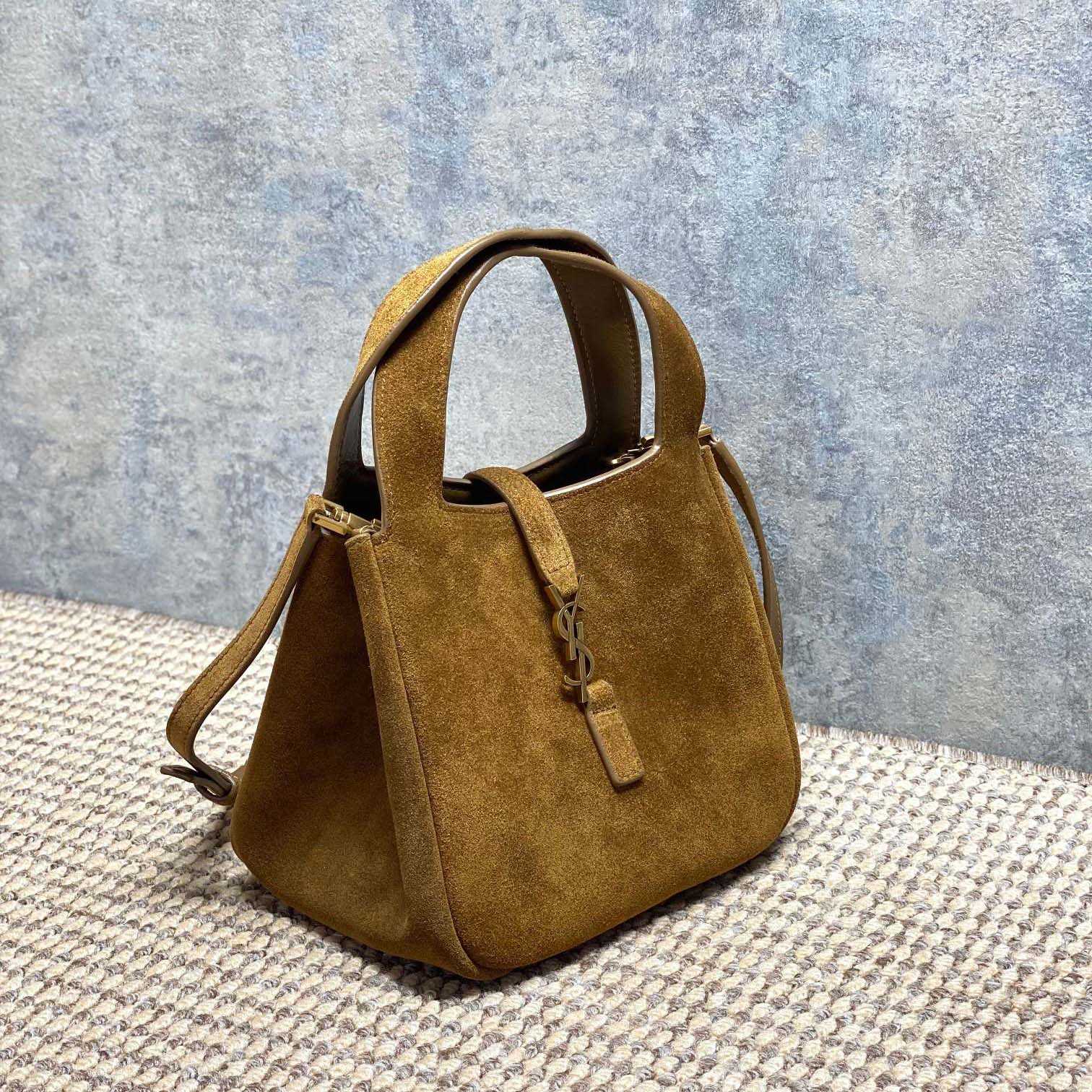 Saint Laurent LE 5 À 7 BABY BEA In Grained Leather - FashionPlug