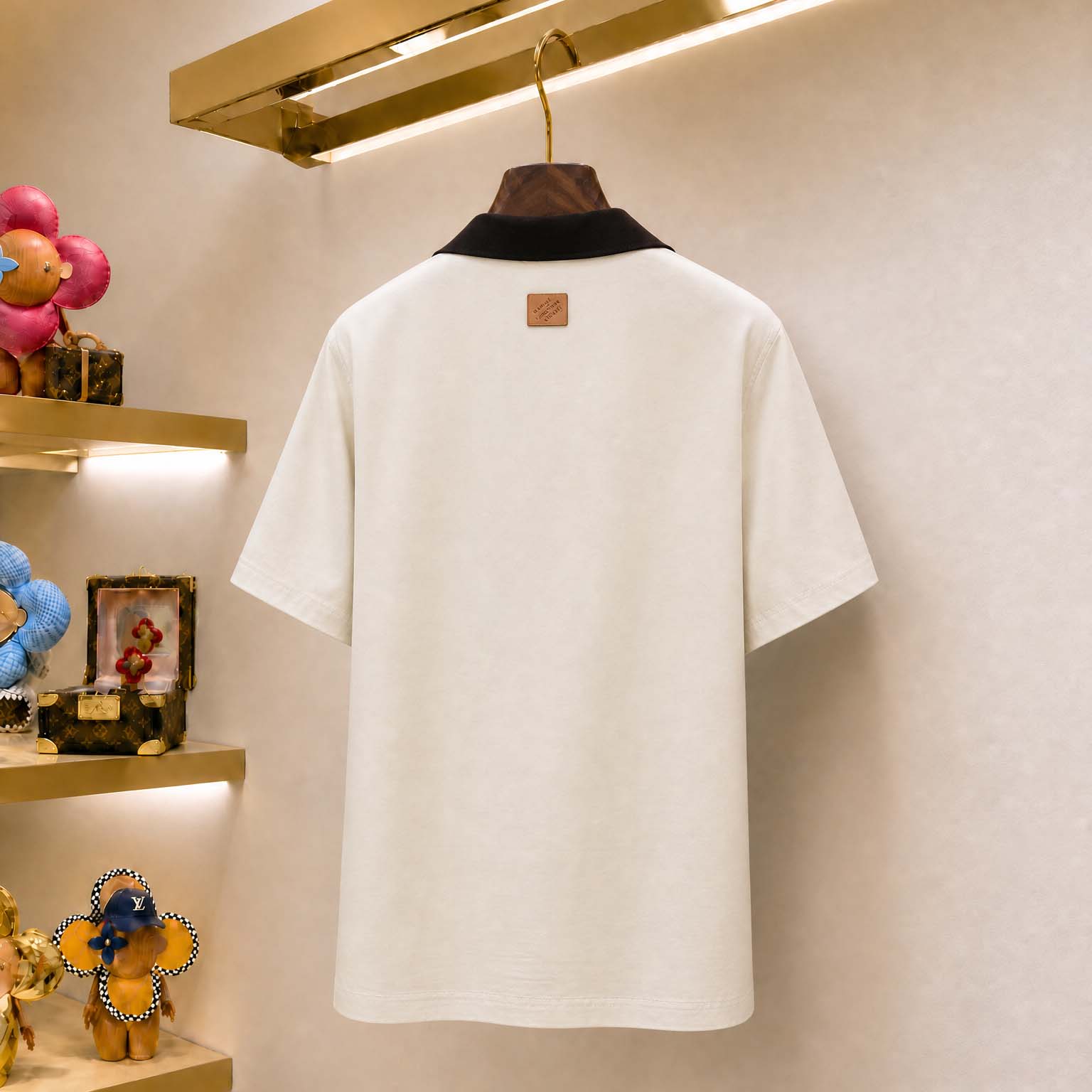 Louis Vuitton Bicolor Warm Up Short-Sleeved Shirt   1AJREV - FashionPlug