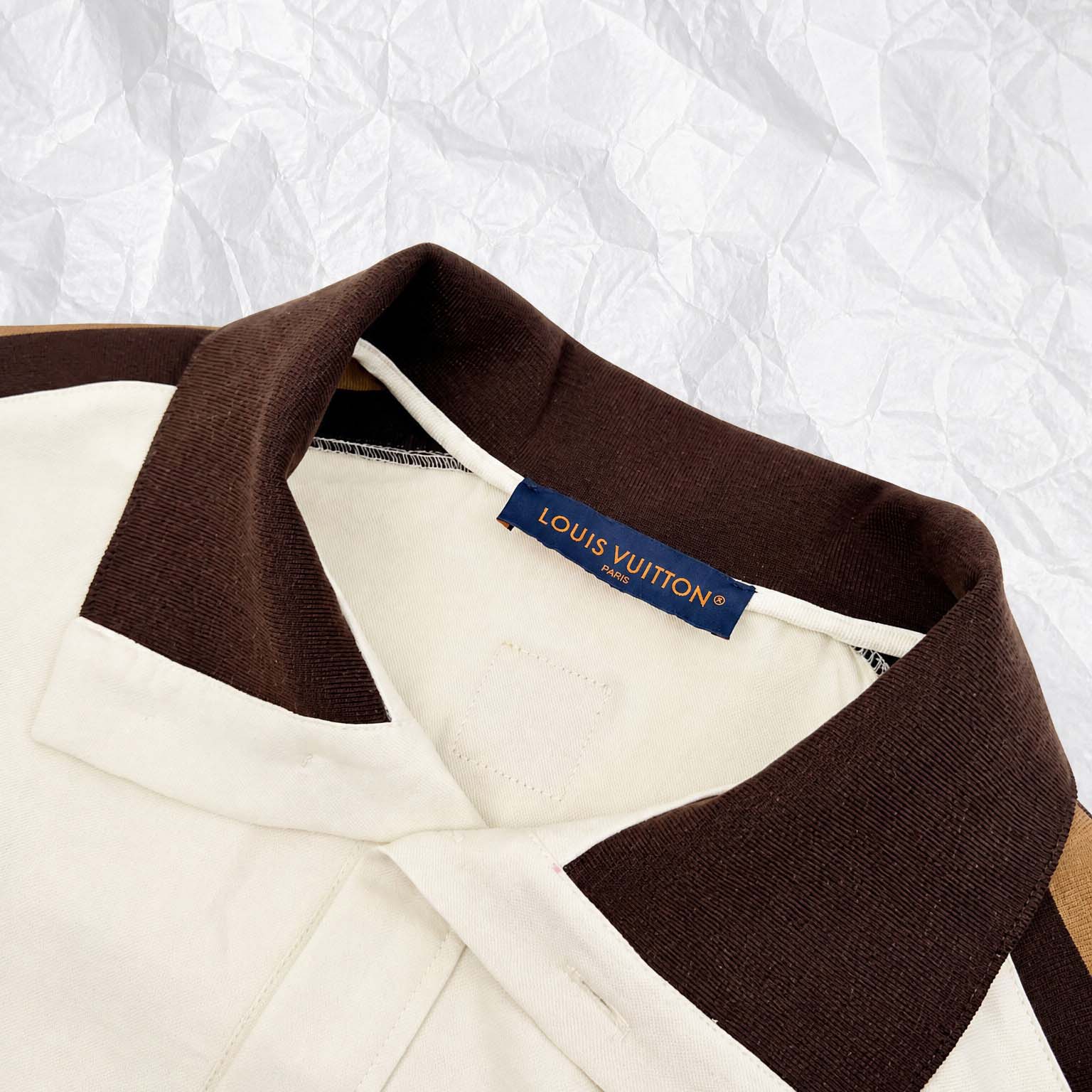 Louis Vuitton Bicolor Warm Up Short-Sleeved Shirt   1AJREV - FashionPlug