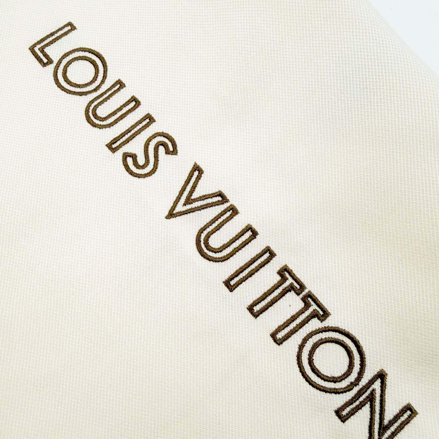 Louis Vuitton Bicolor Warm Up Short-Sleeved Shirt   1AJREV - FashionPlug