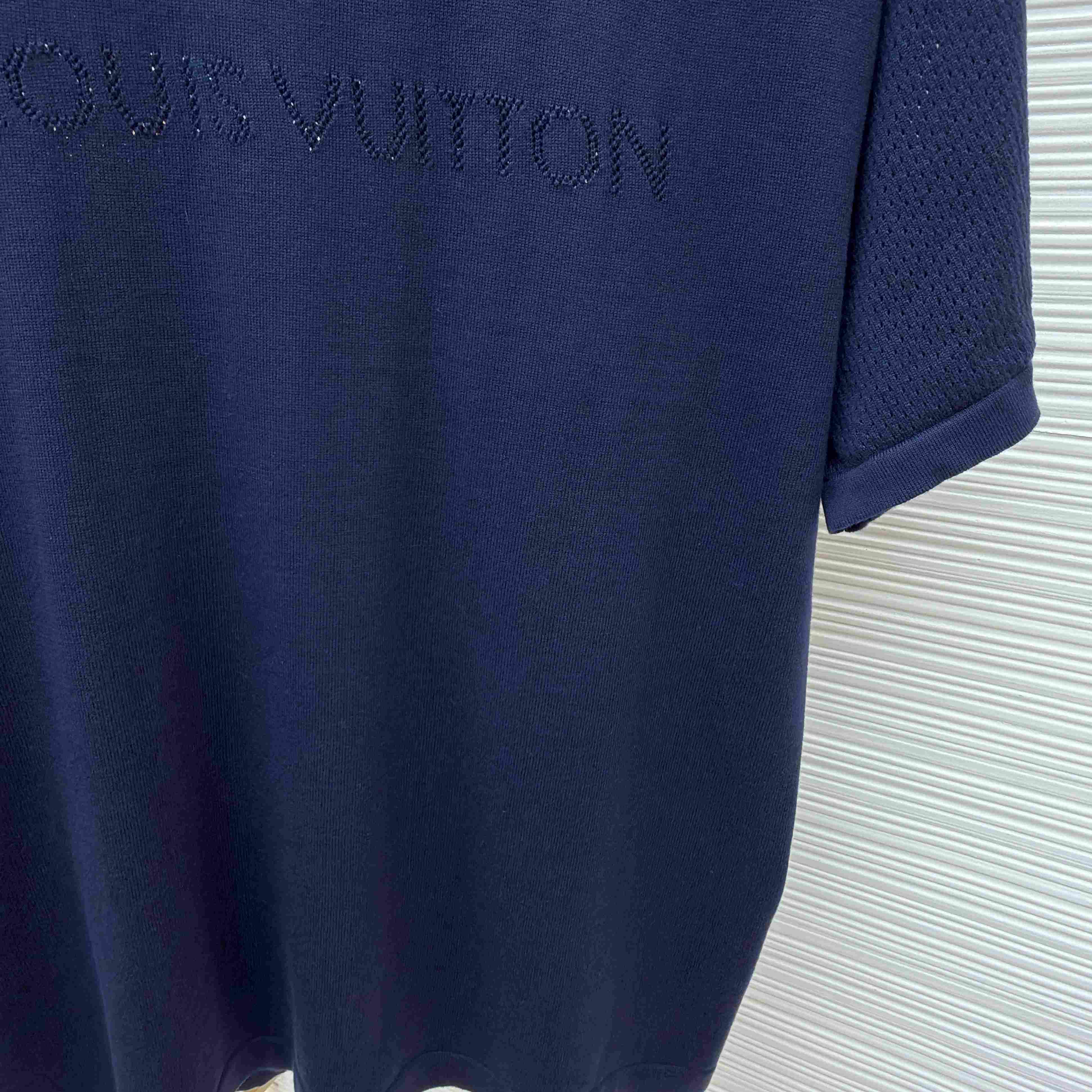 Louis Vuitton Cotton-Cashmere Short-Sleeved Crewneck 1AK6XR - FashionPlug